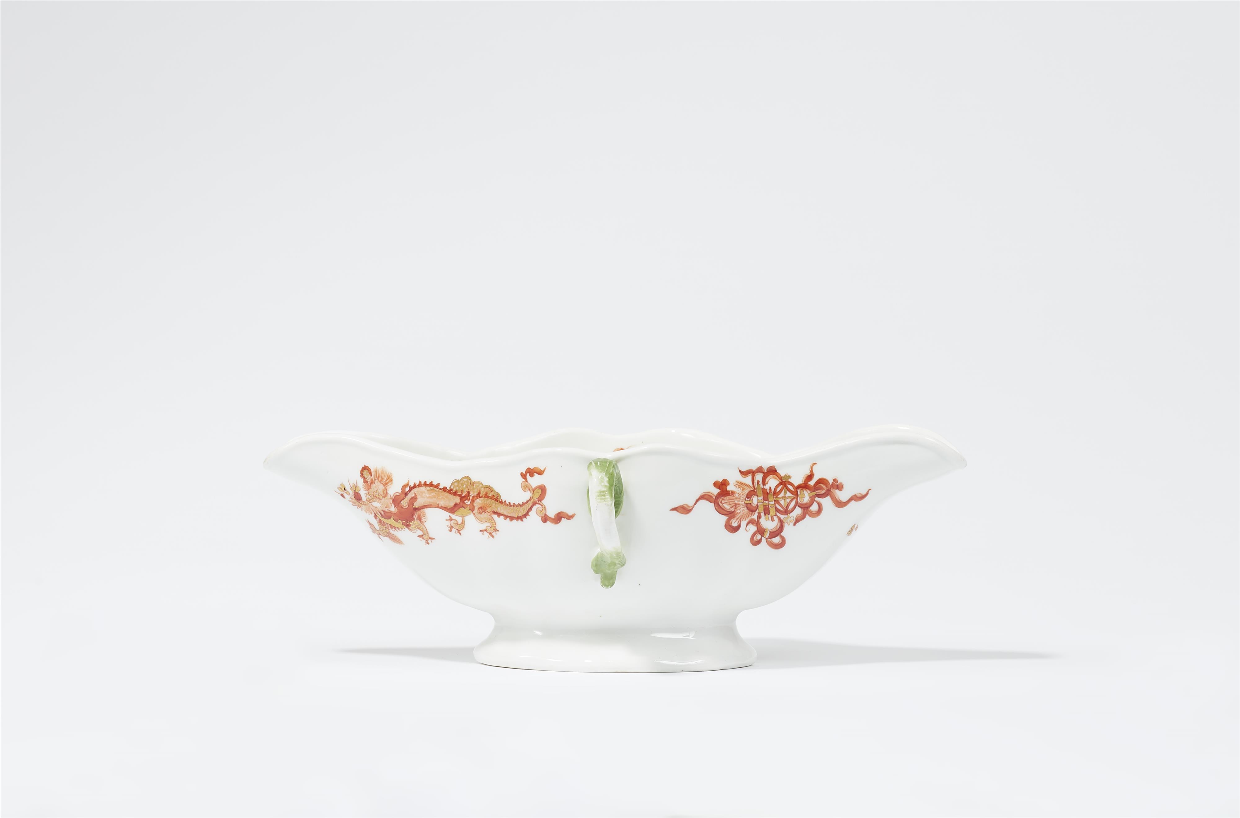 A Meissen porcelain gravy bowl with red dragon motifs - image-1