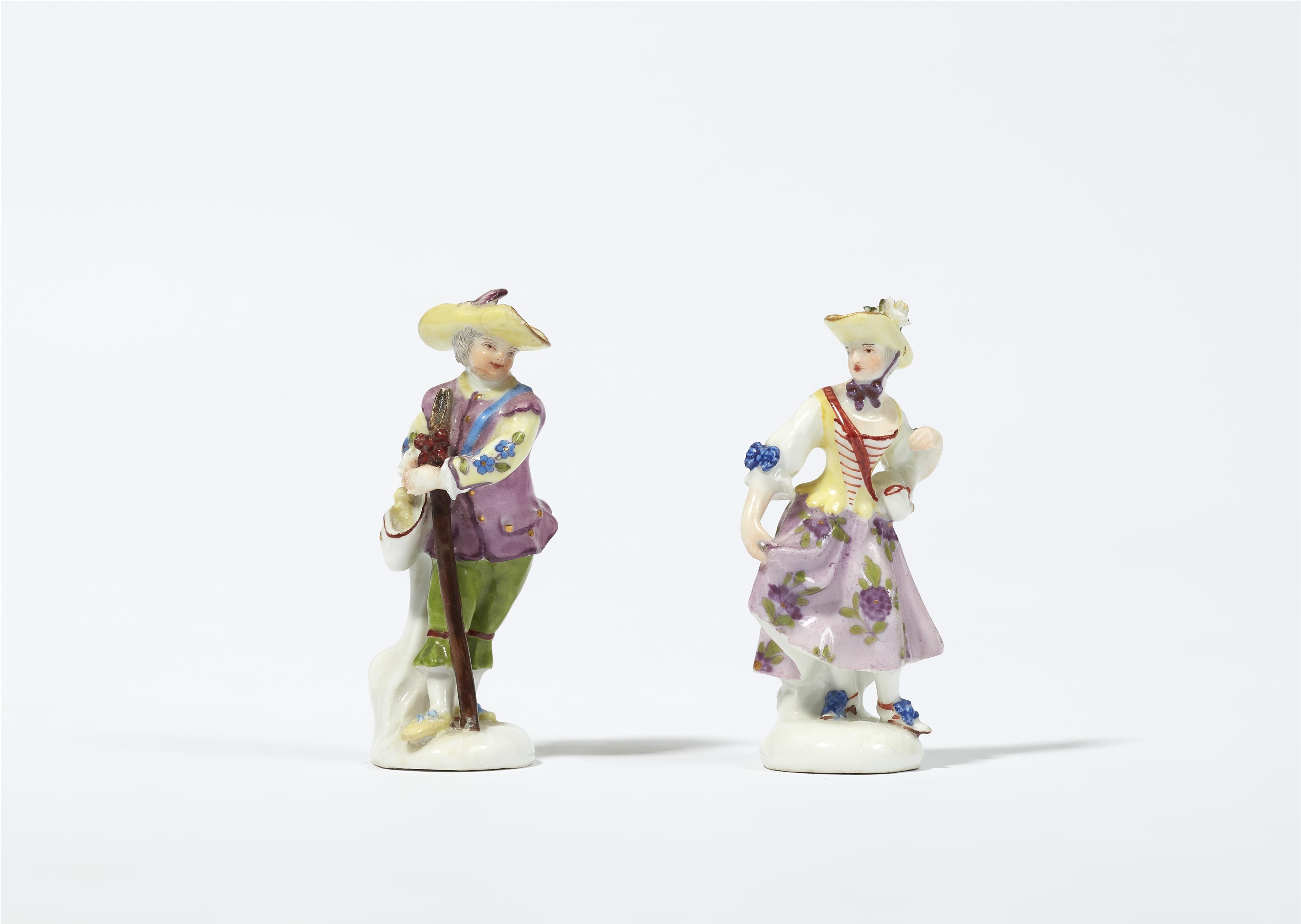 Miniature Meissen porcelain figures of a pilgrim couple - image-1