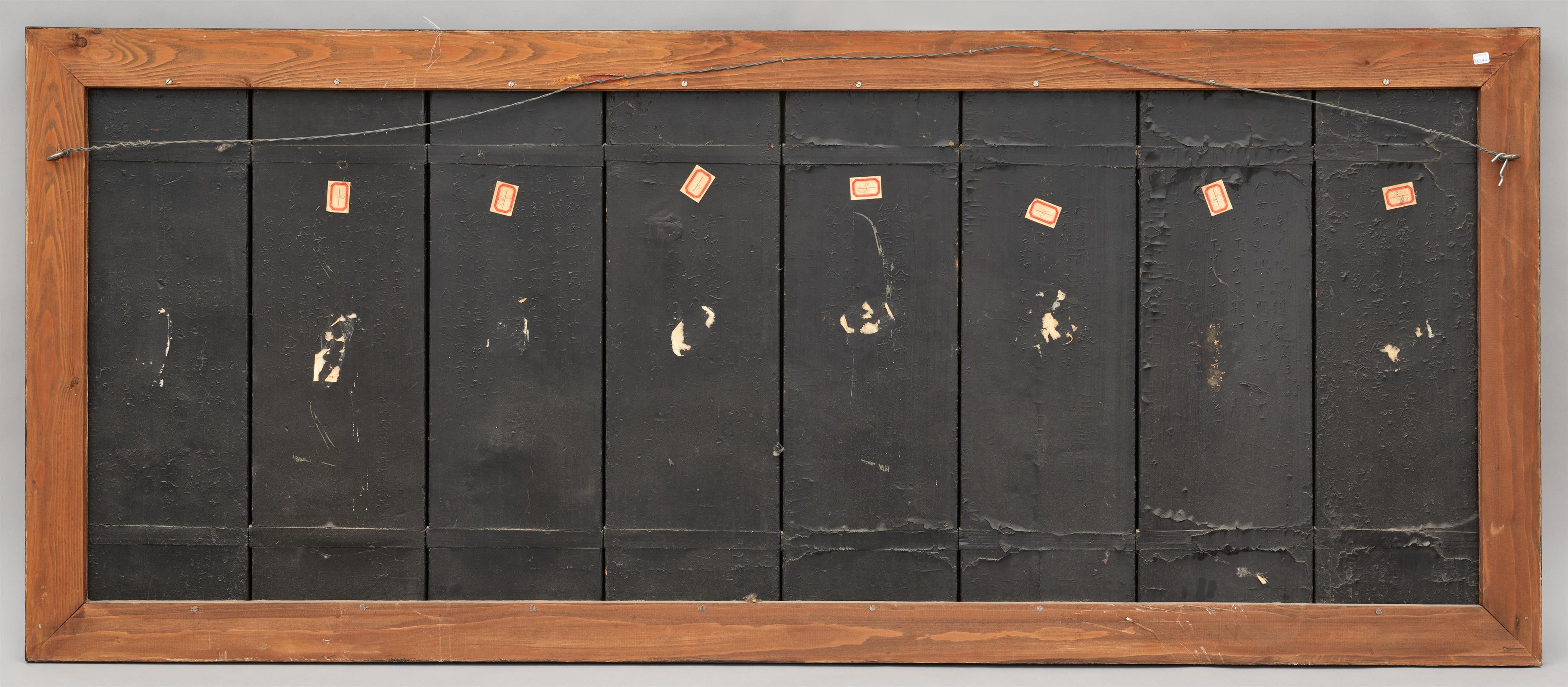 Eight gold-painted black lacquer panels of a screen, mounted. 19th century - image-2