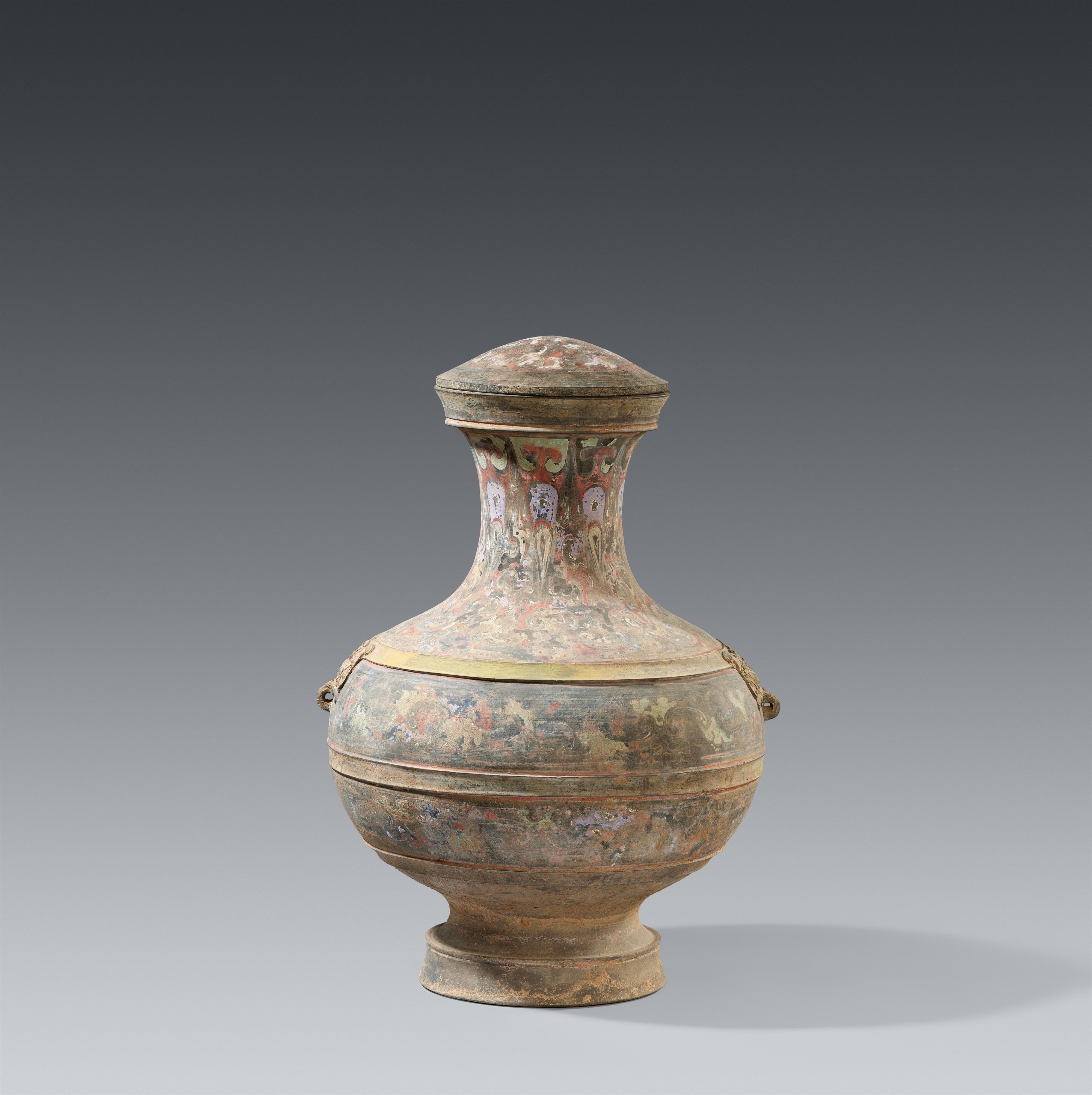 Large polychrome lidded jar, Western Han dynasty, around 1st century BC - image-1