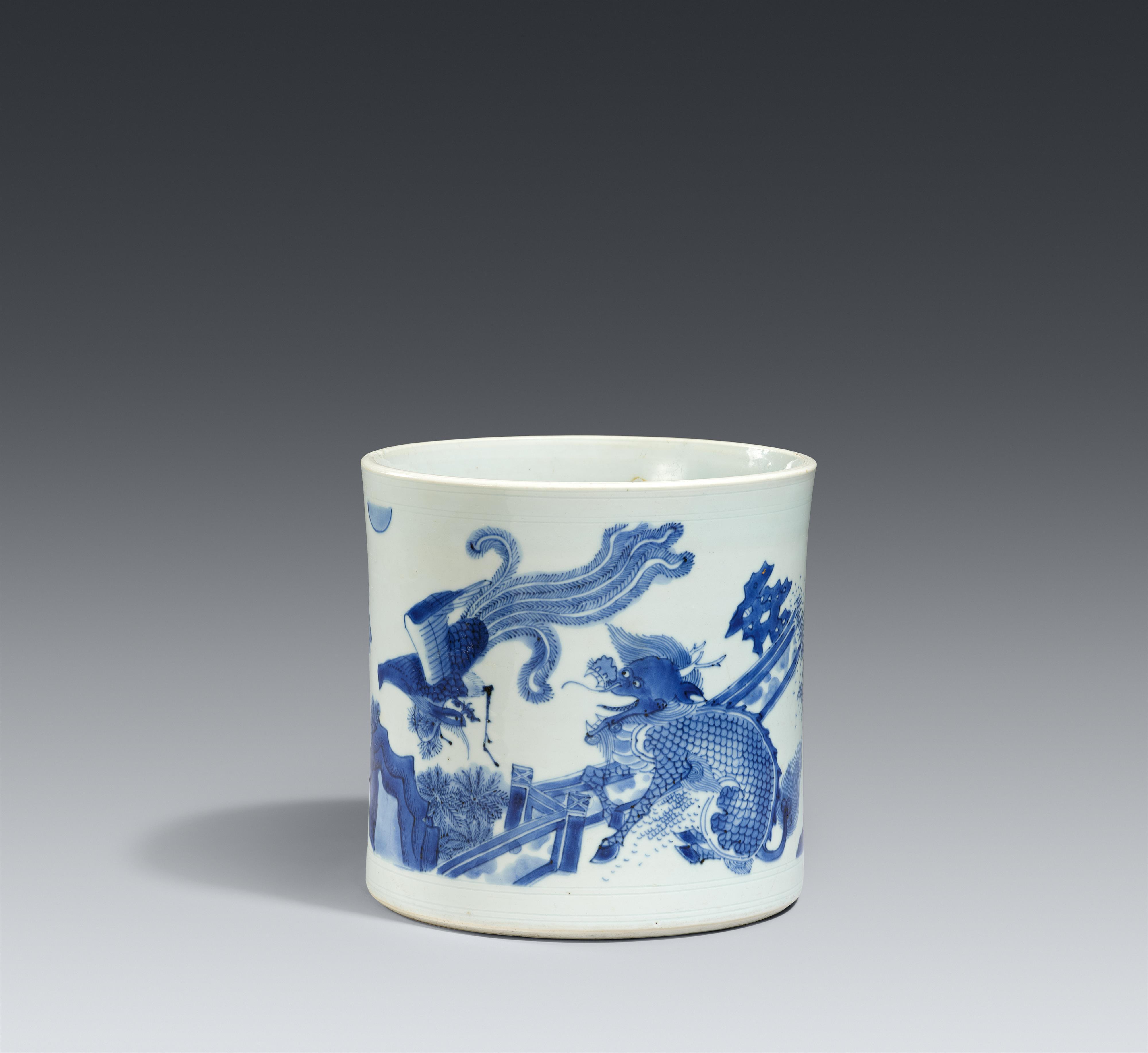 A large blue and white brushpot. Shunzhi/Kangxi period, 17th century - image-1