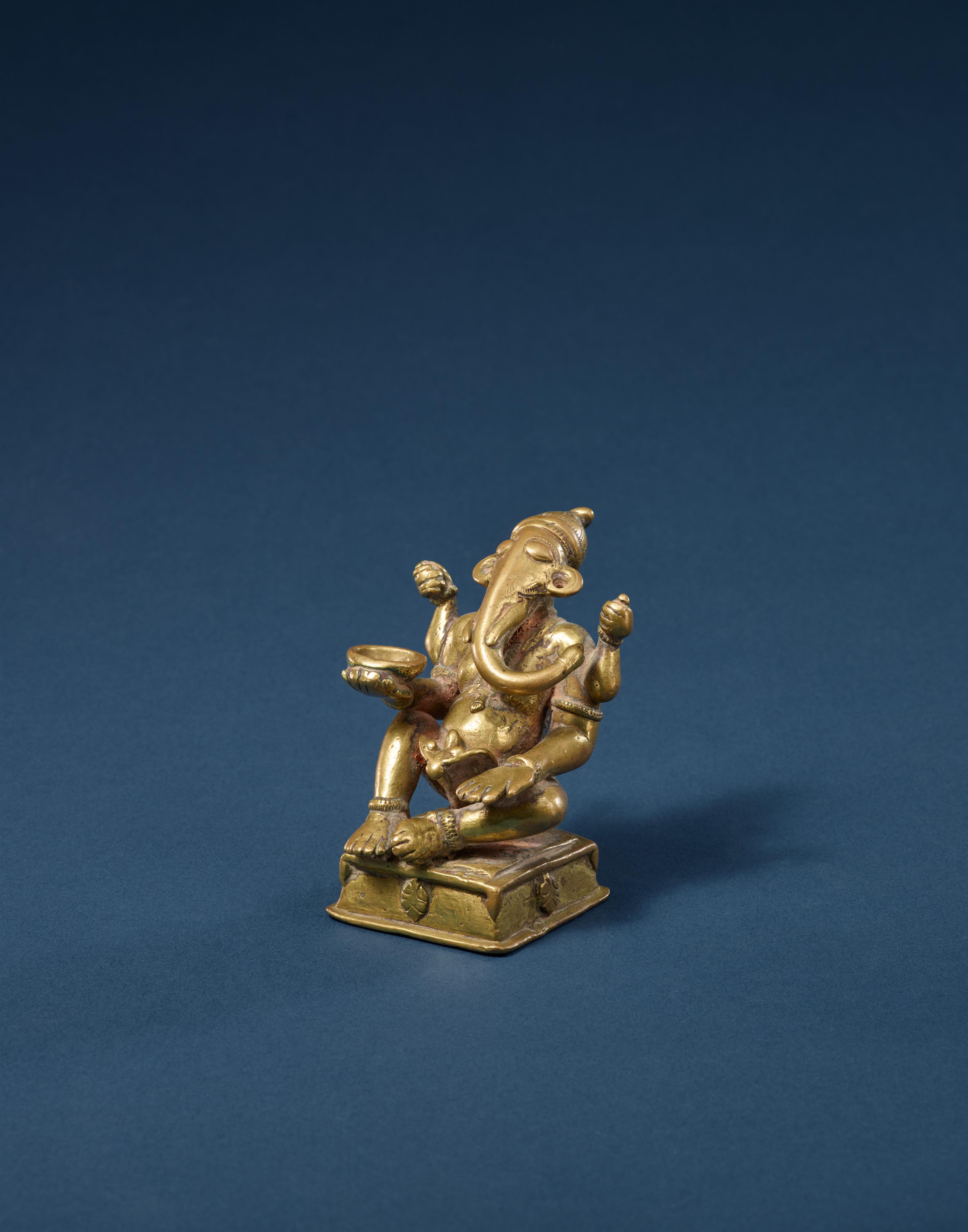 A Maharashtra copper alloy figure of Ganesha. Central India. 18th/19th century - image-2