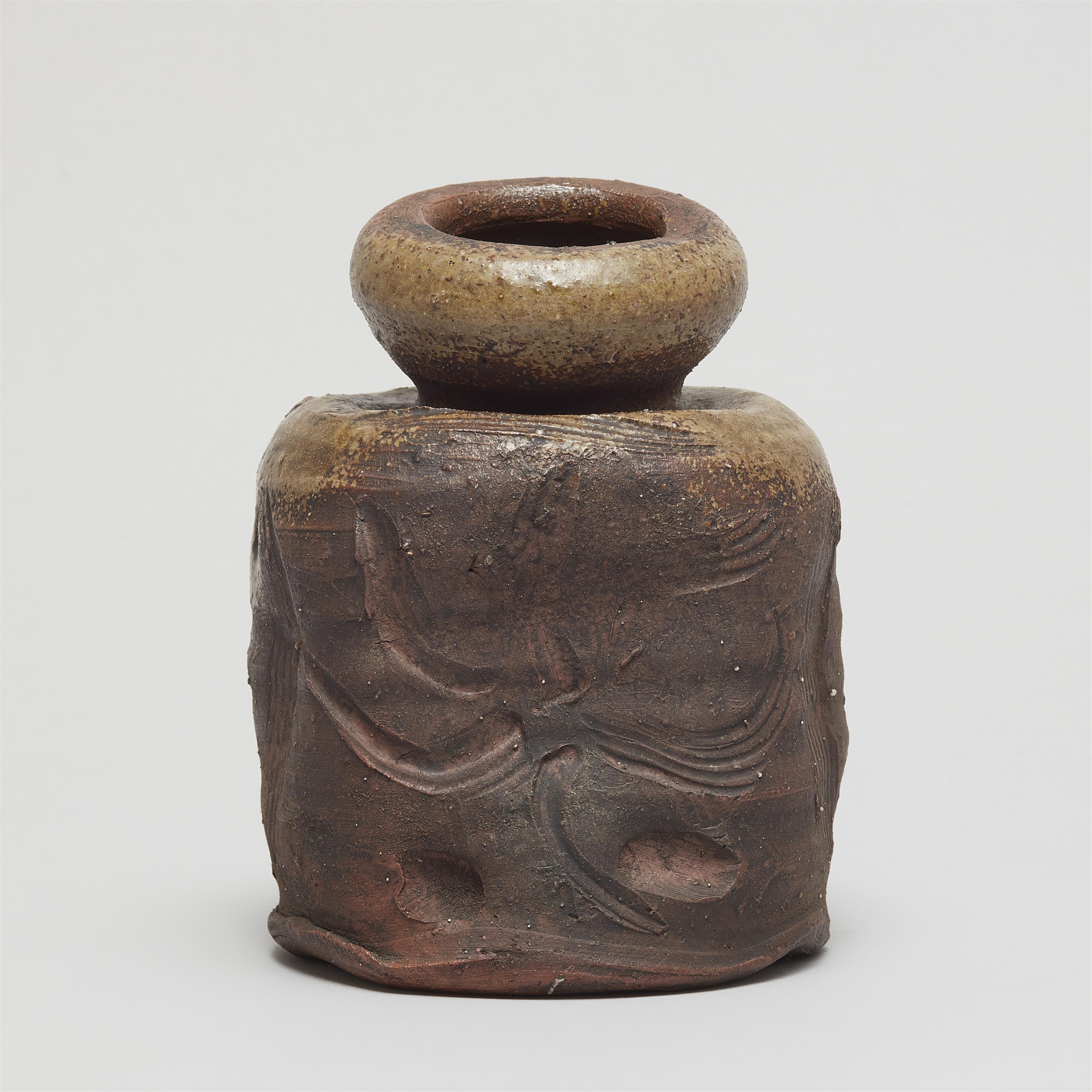 A Bizen vase. 19th century - image-3