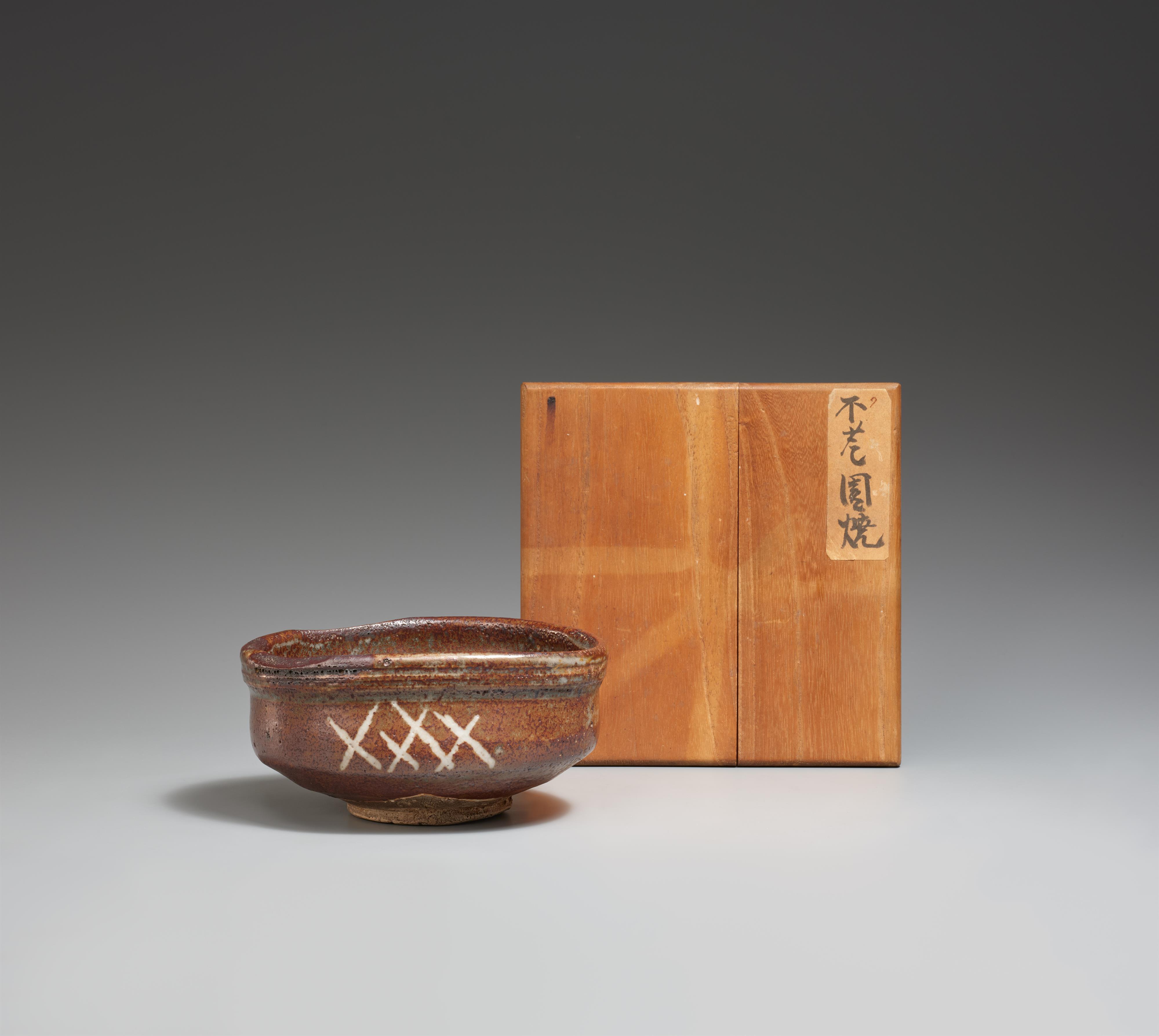 A shallow chawan. Seto, Owari province. Mid-19th century - image-2