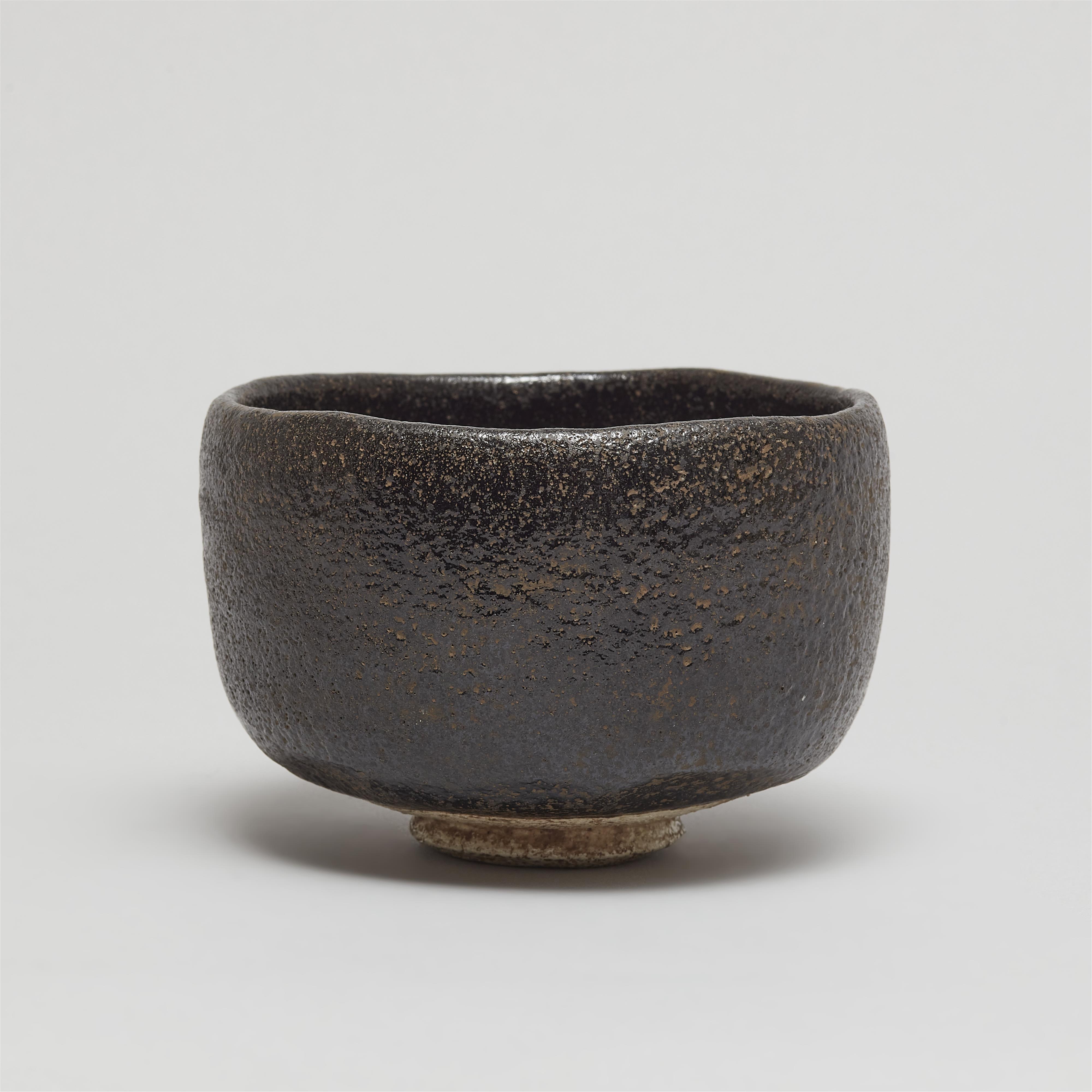 A Kuro-Raku chawan. Kyoto. 18th century - image-3