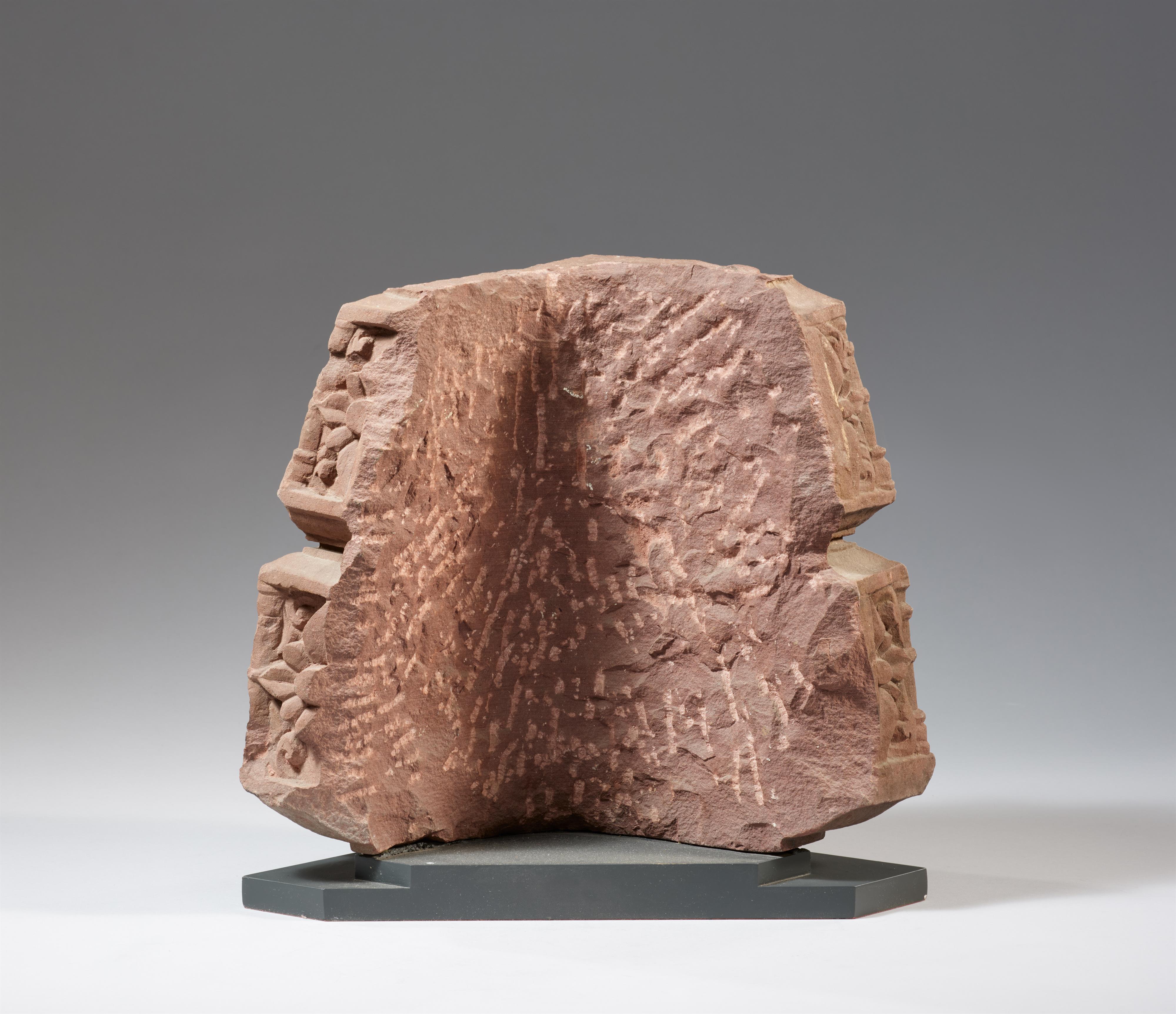 A Central Indian Jain pink sandstone architectural fragment. 10th/11th century - image-2