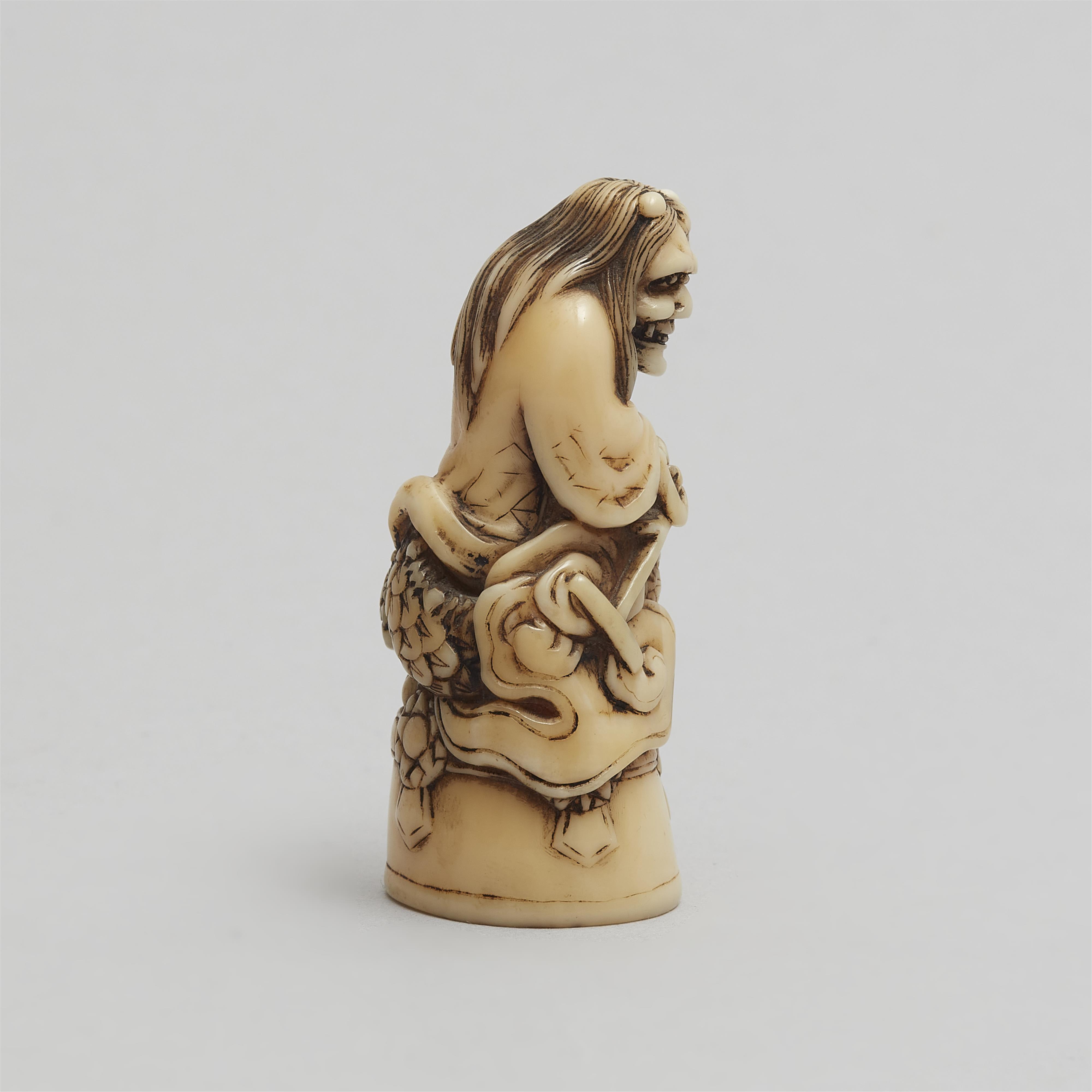 A marine ivory netsuke of Kiyohime. 19th century - image-4