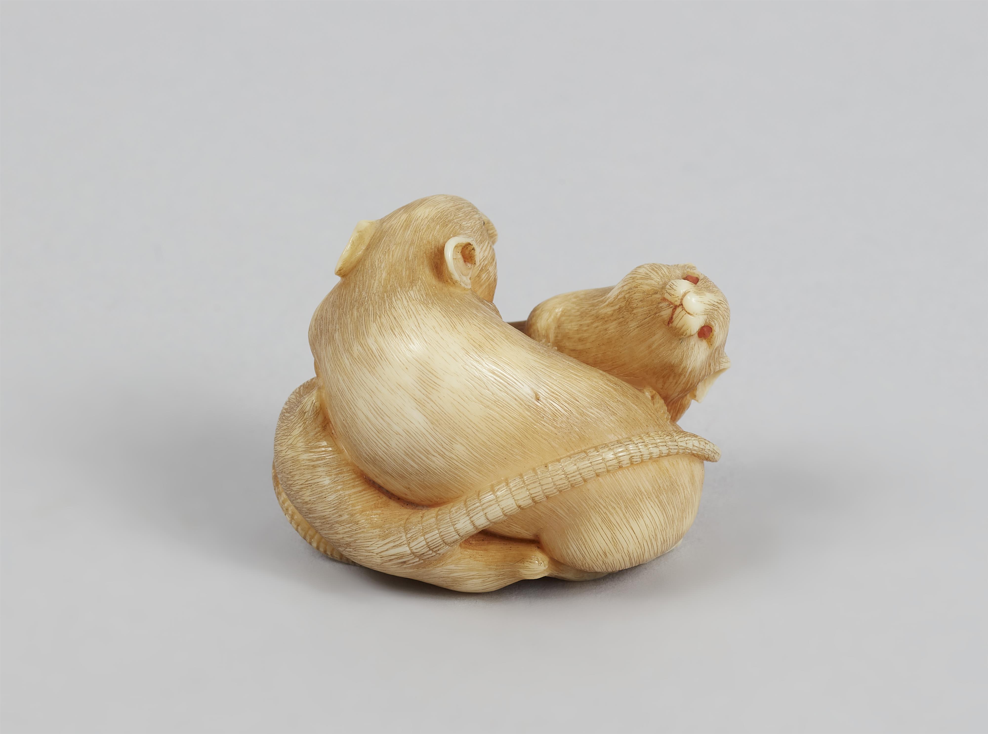 Netsuke zweier Ratten. Elfenbein. Spätes 19. Jh. - image-5