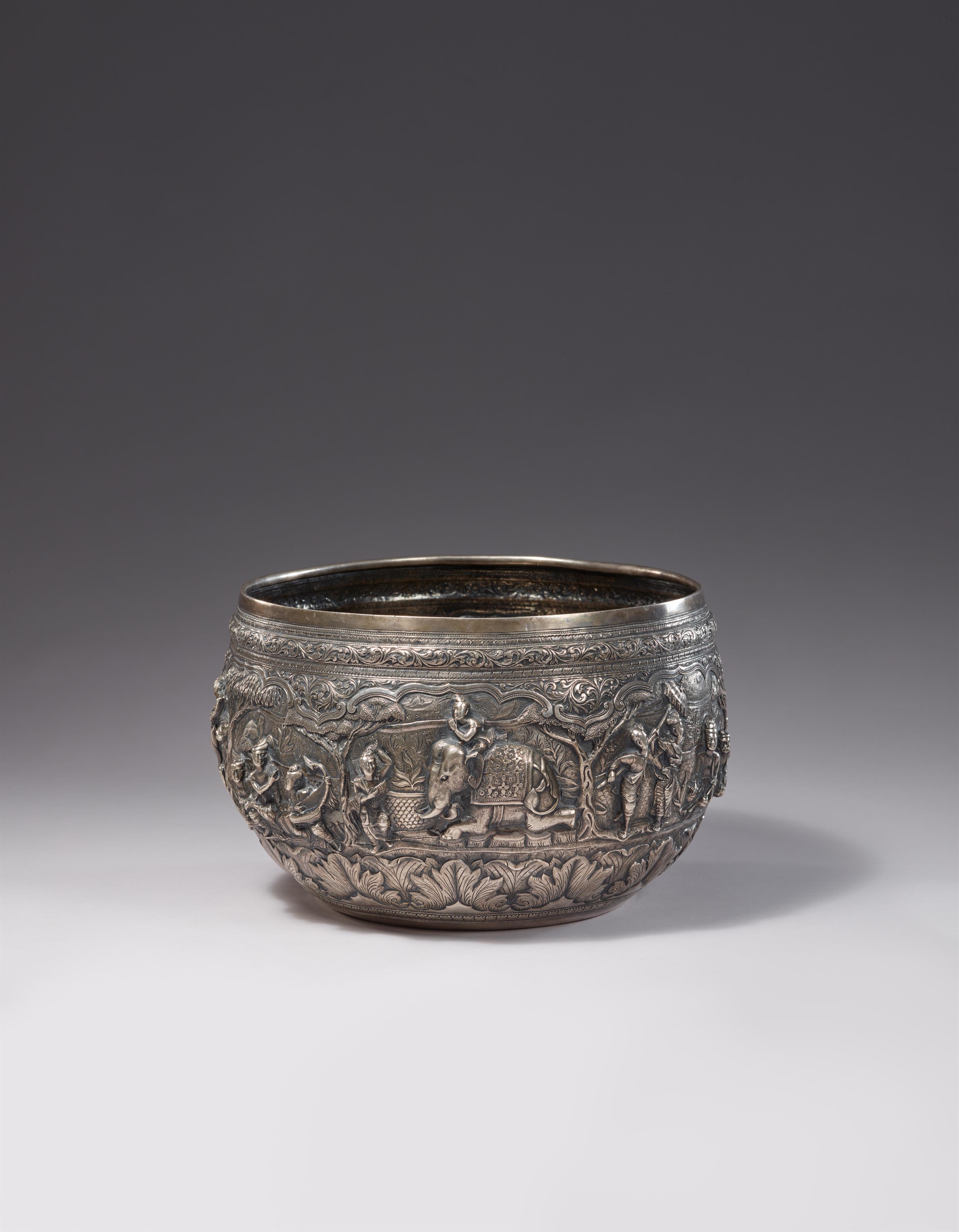 A large Burmese silver bowl. Early 20th century - image-2