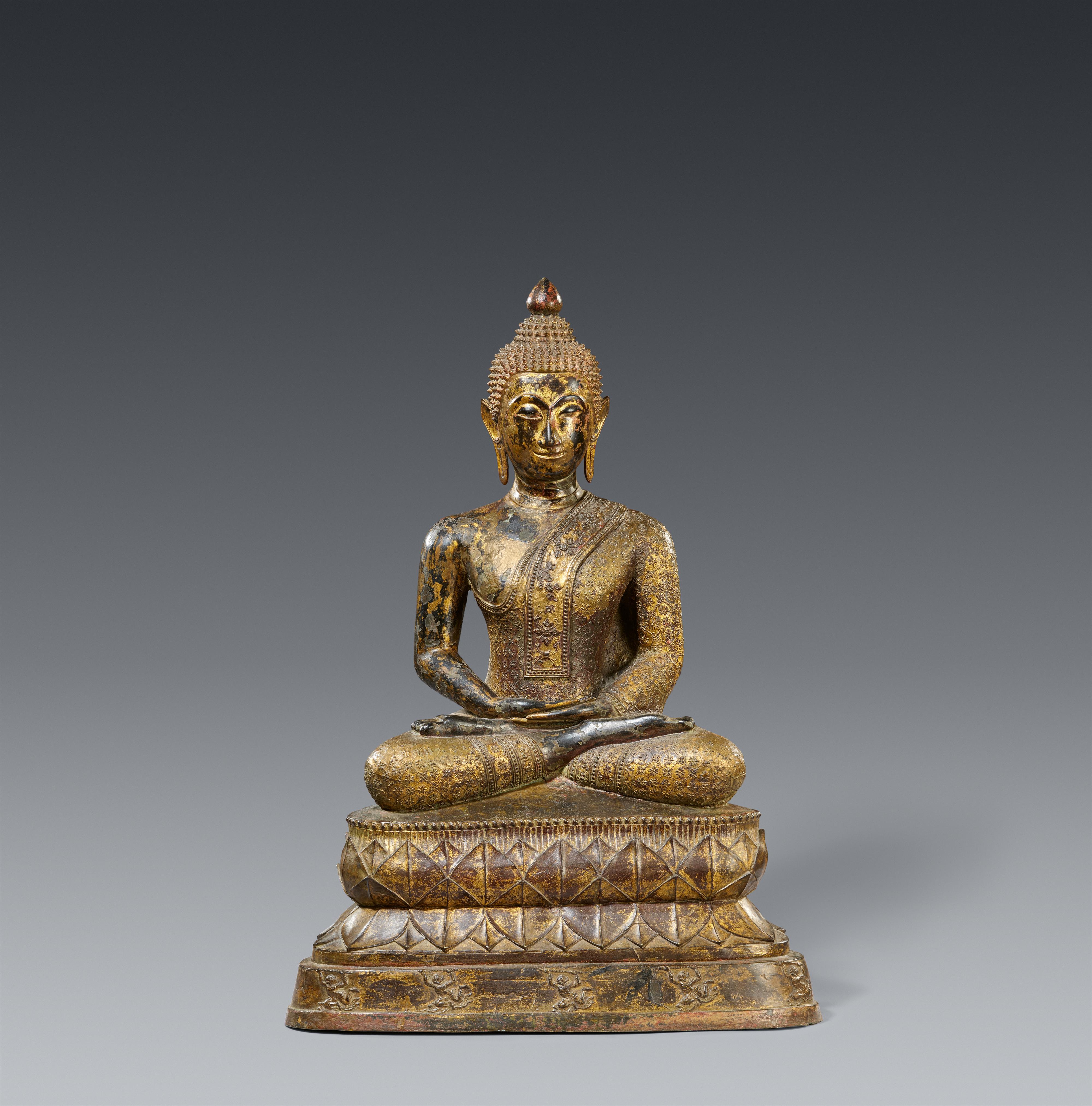 A Ratanakosin gilded and lacquered bronze figure of Buddha Shakyamuni. Thailand. Early 19th century - image-1