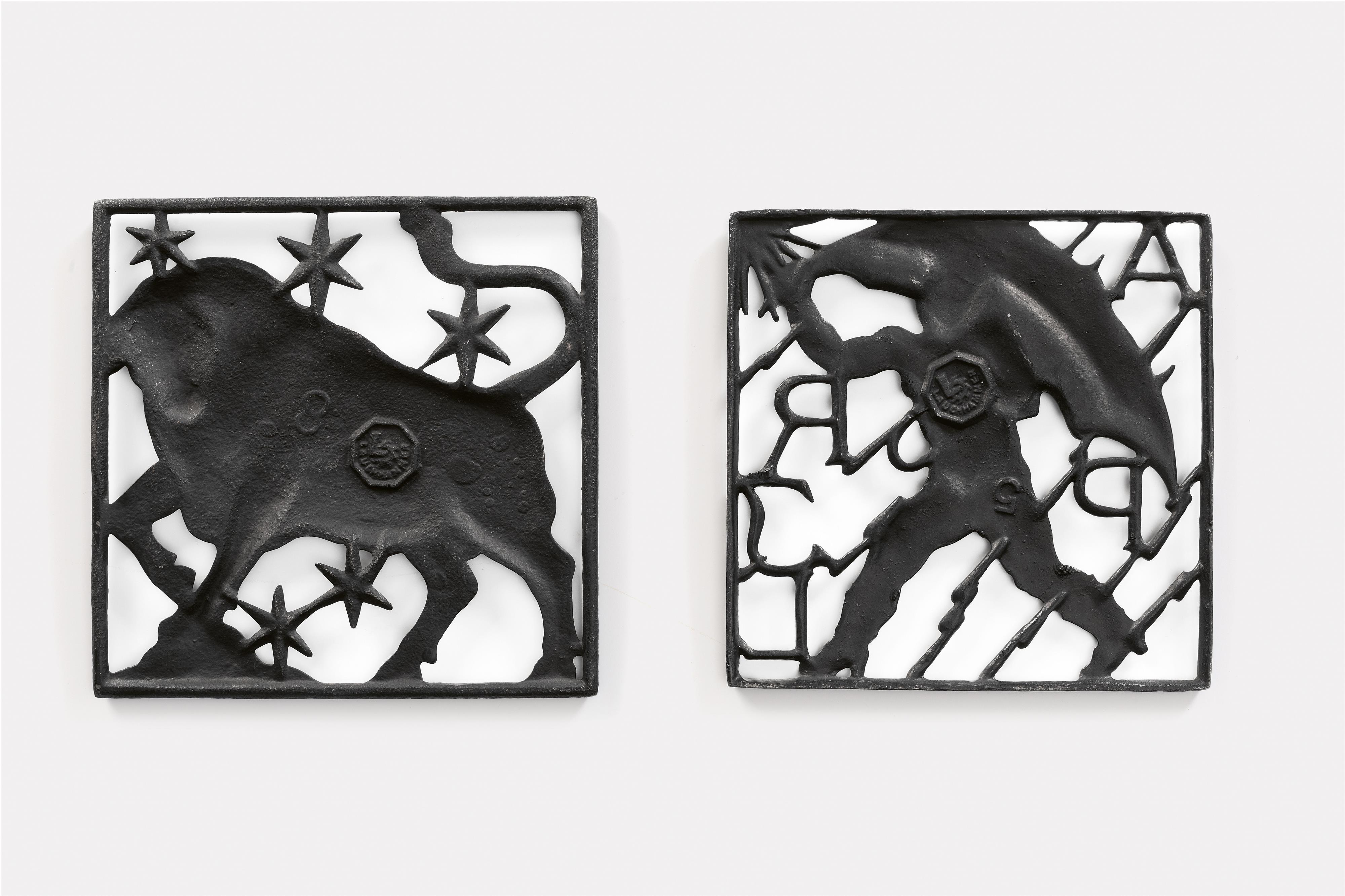 Two cast iron plaques - image-2