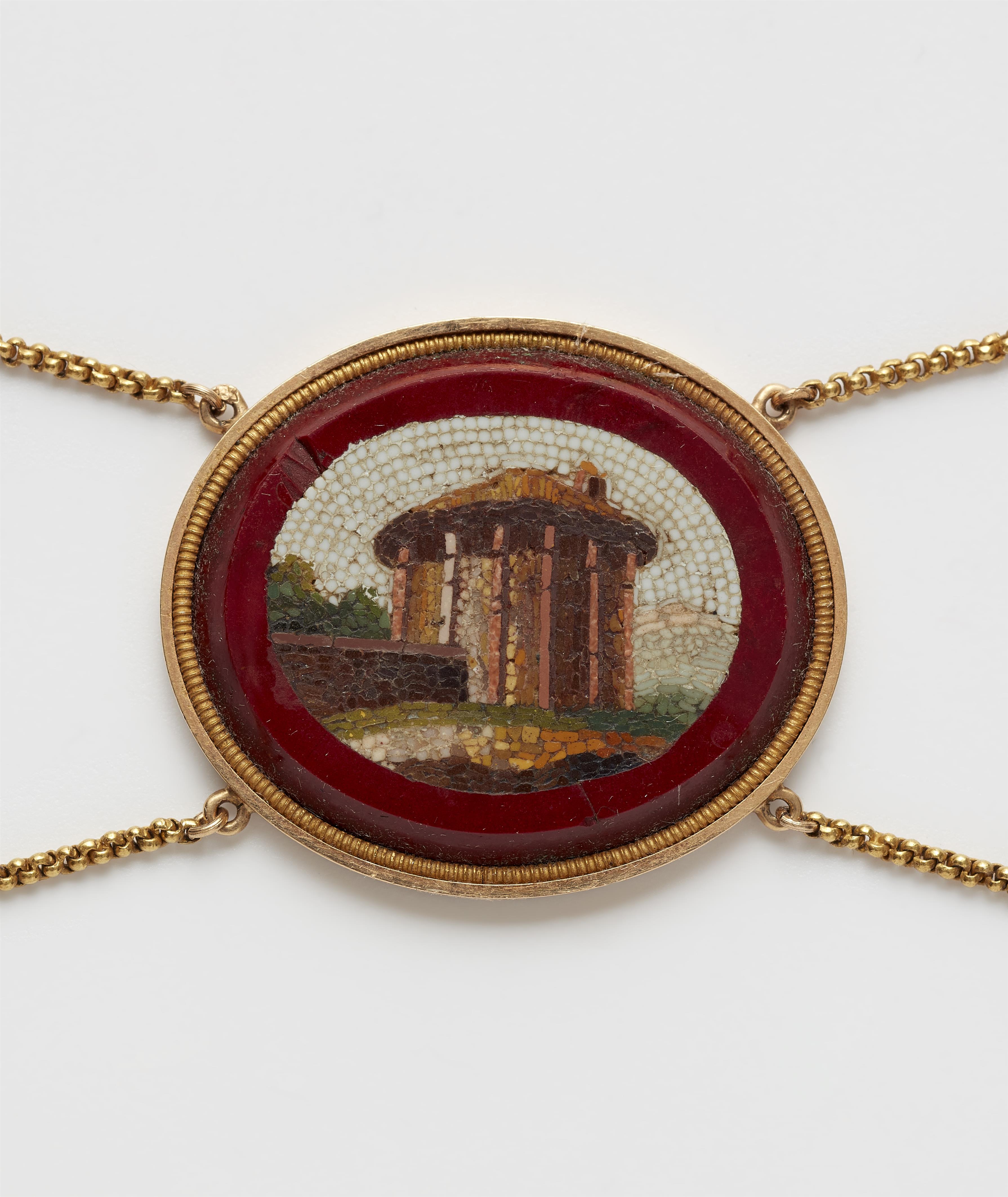 A French Neoclassical 18k gold demiparure with Roman micromosaics depicting ancient Roman ruins. - image-5