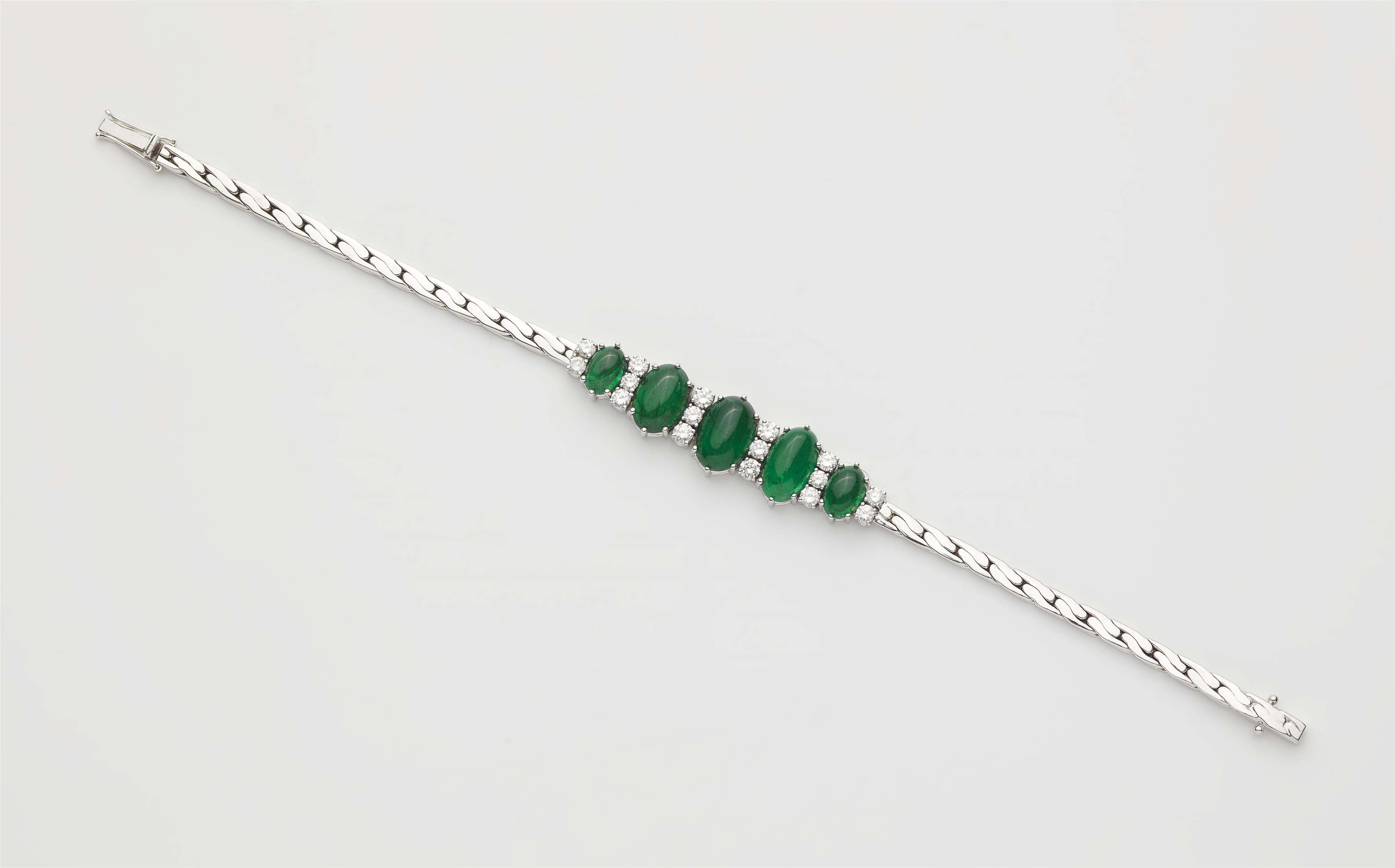 Spangen-Armband mit Smaragden - image-1