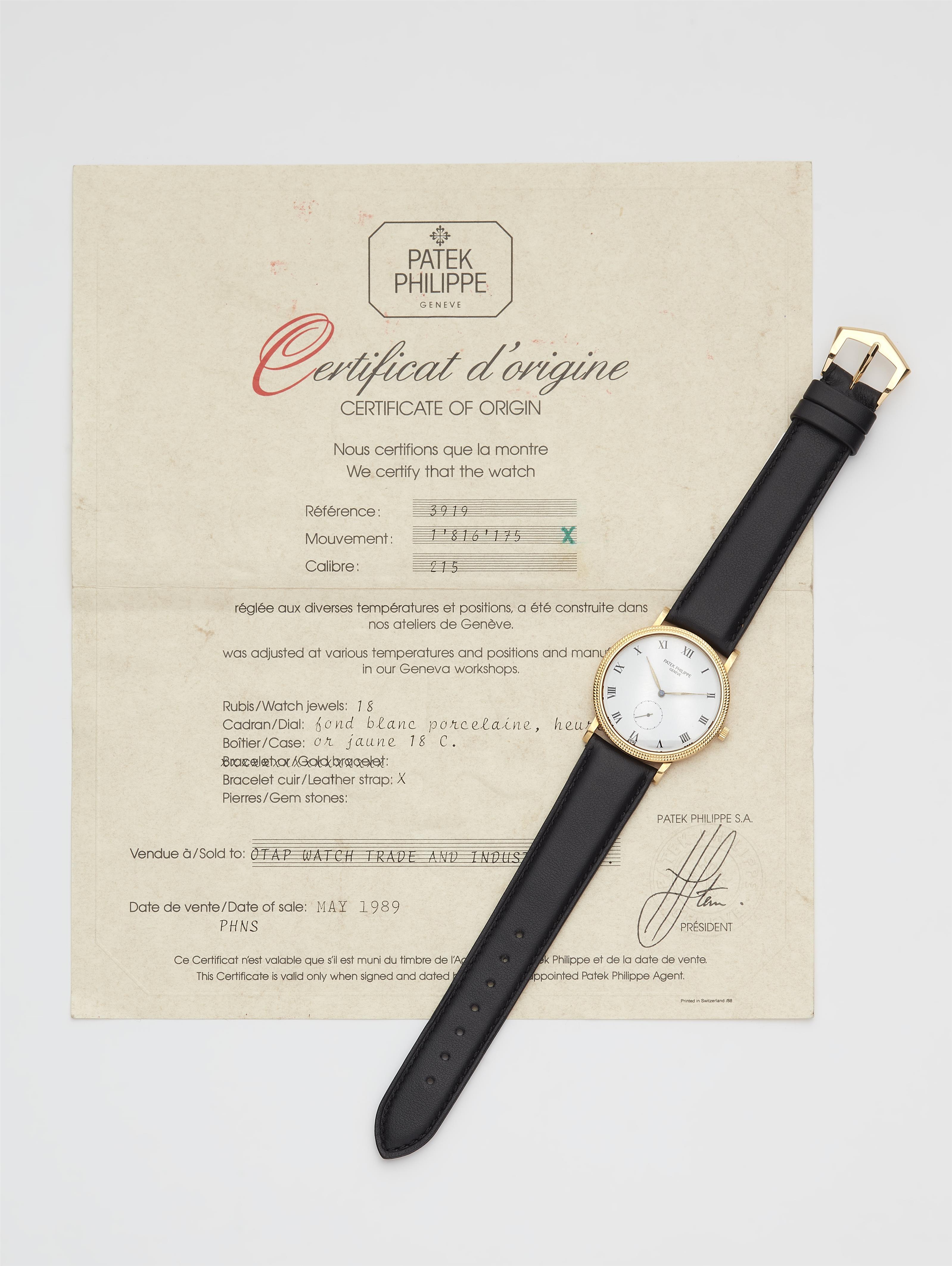 An 18k yellow gold Patek Philippe Calatrava manual winding gentleman´s wristwatch. - image-1