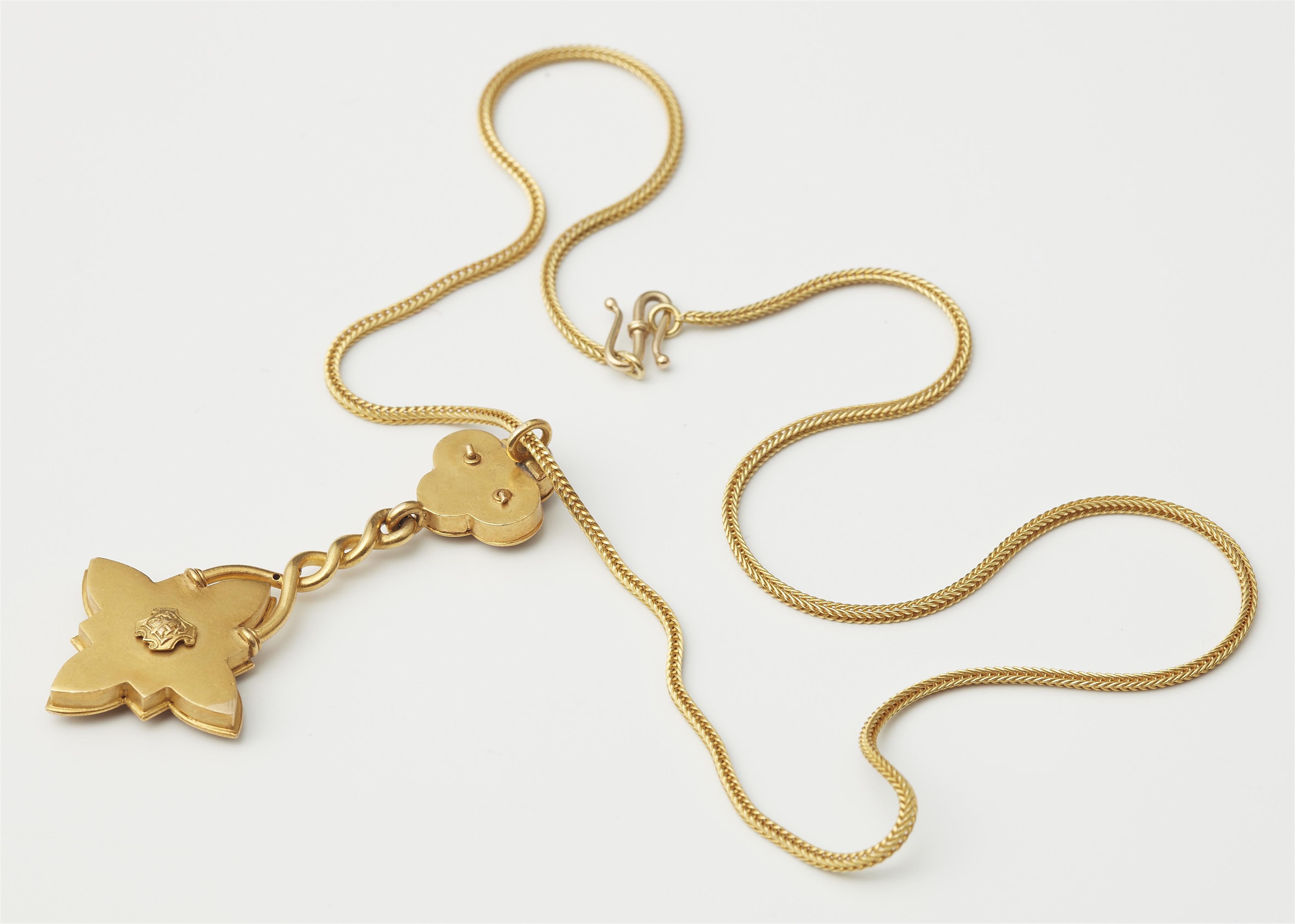 An Etruscan Revival 18k gold enamel and micromosaic pendant with attached chain. - image-2