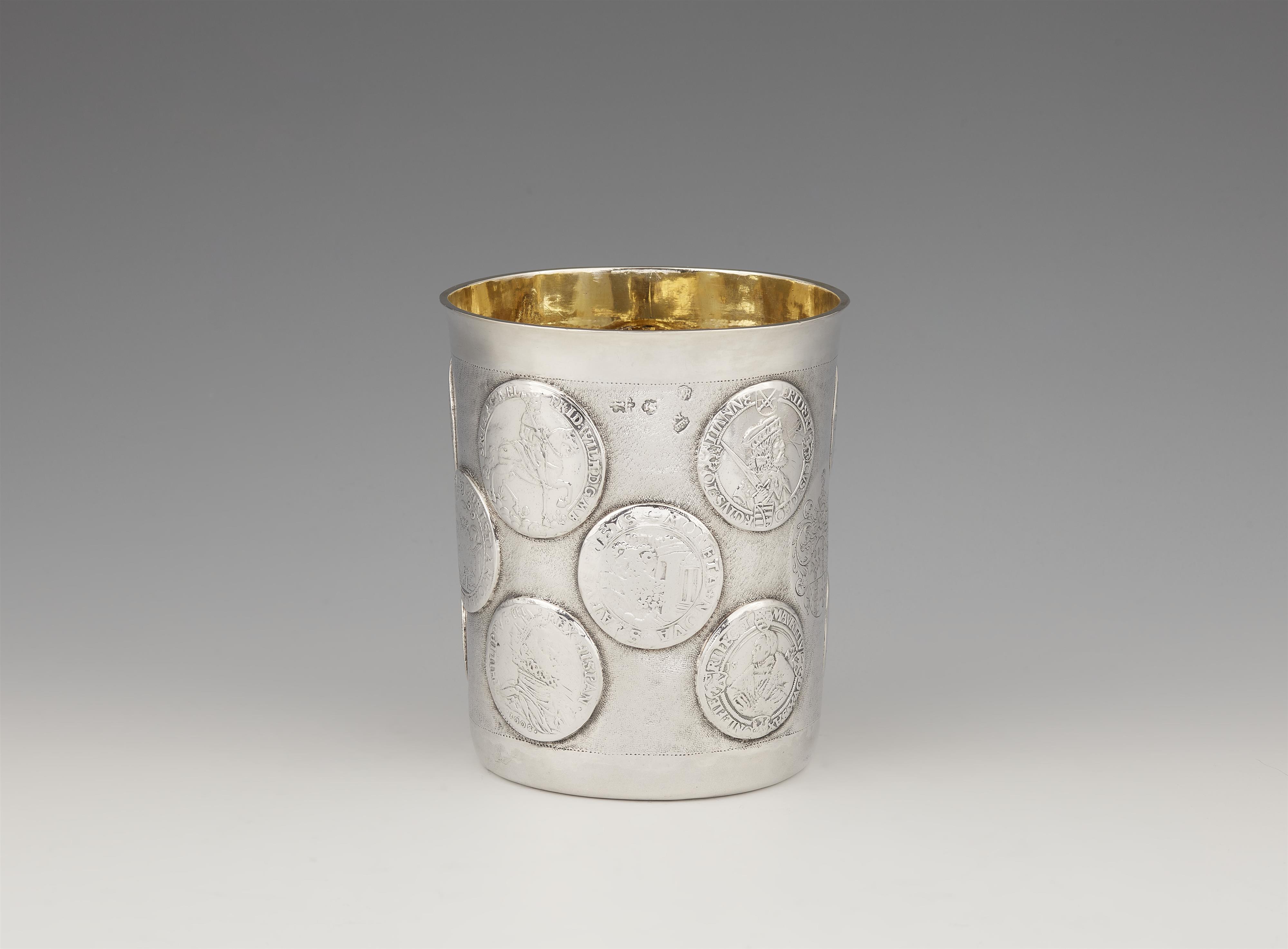 A large Wesel silver coin set beaker - image-4