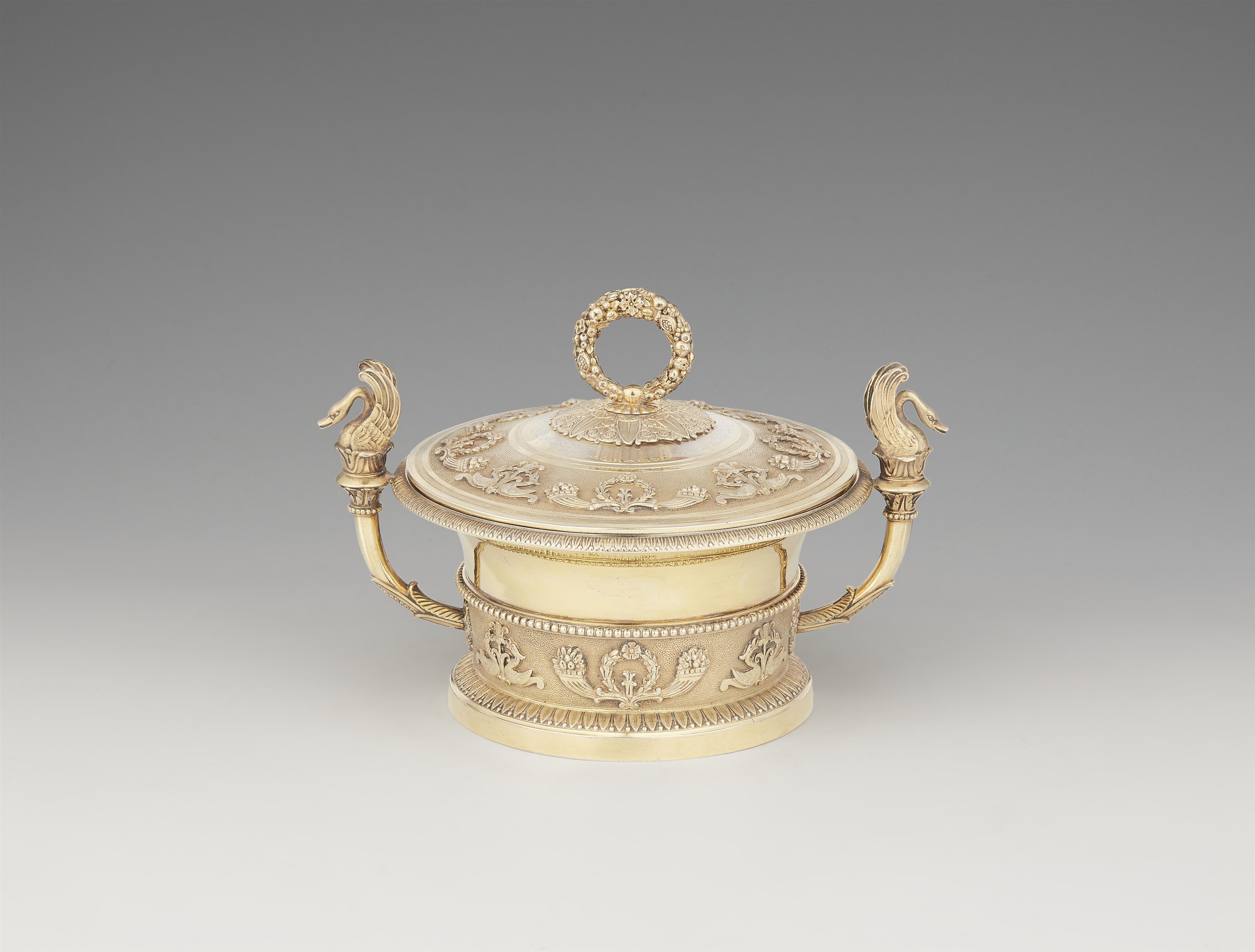 A small Parisian silver gilt tureen - image-1