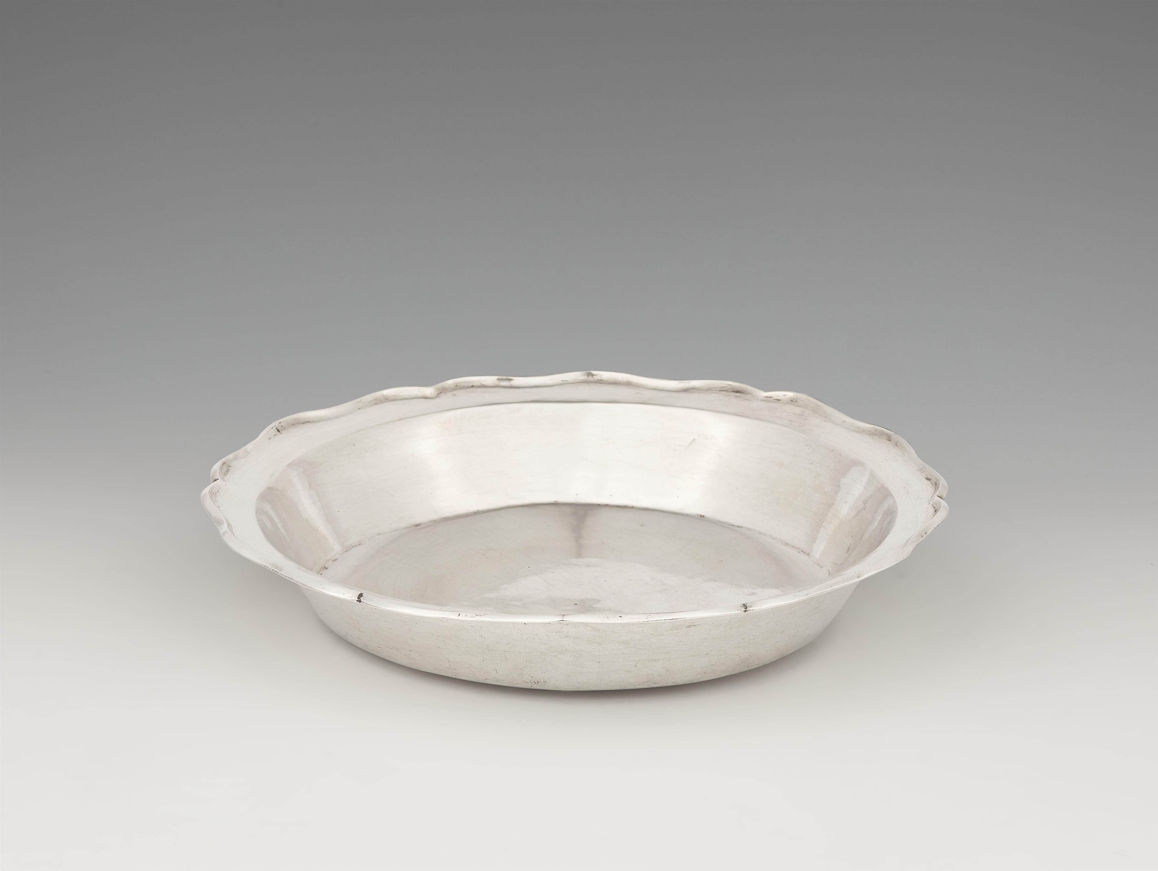 A South American silver dish - image-1