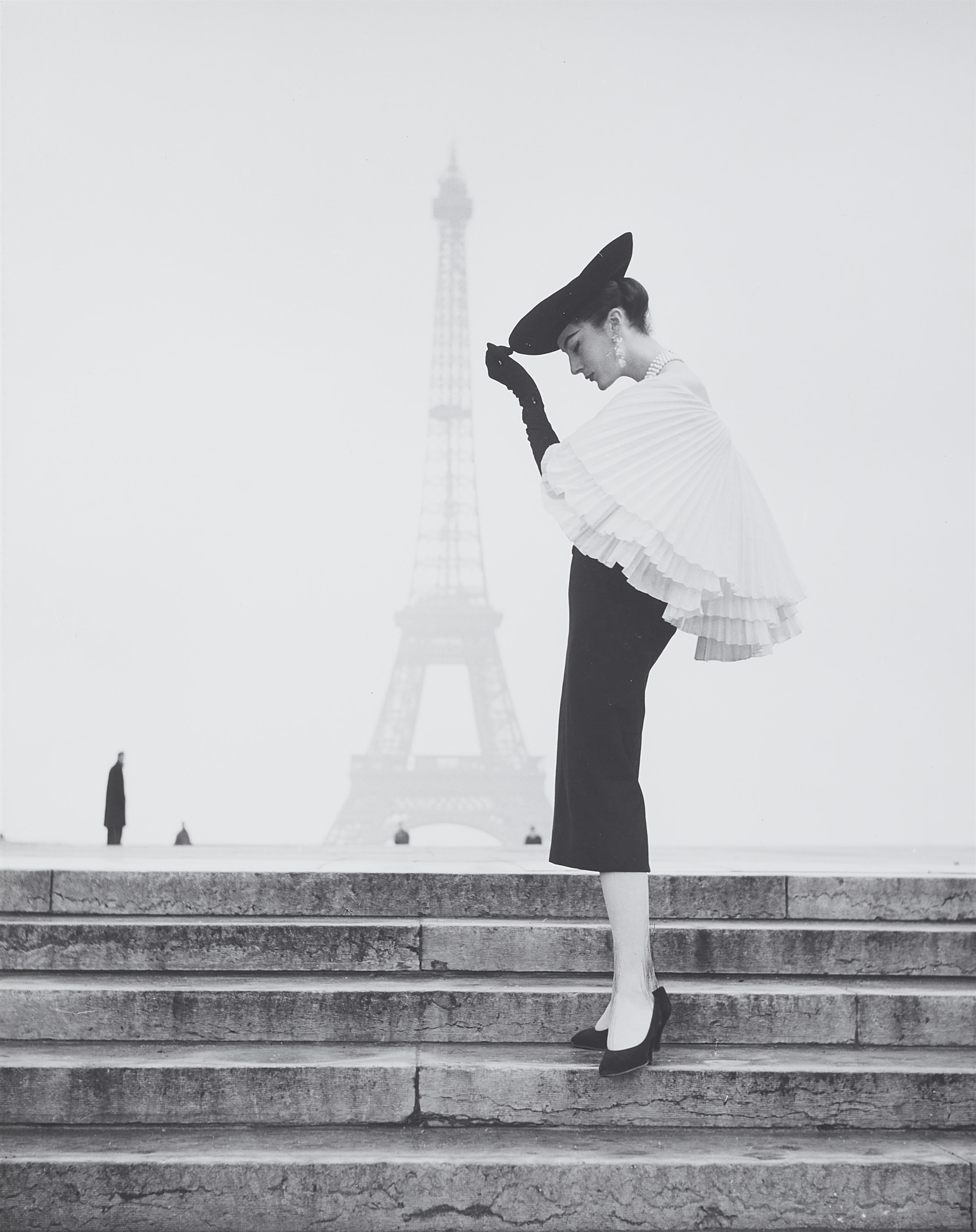 Walde Huth - ‘Elegance‘ (Model Patricia) - image-1