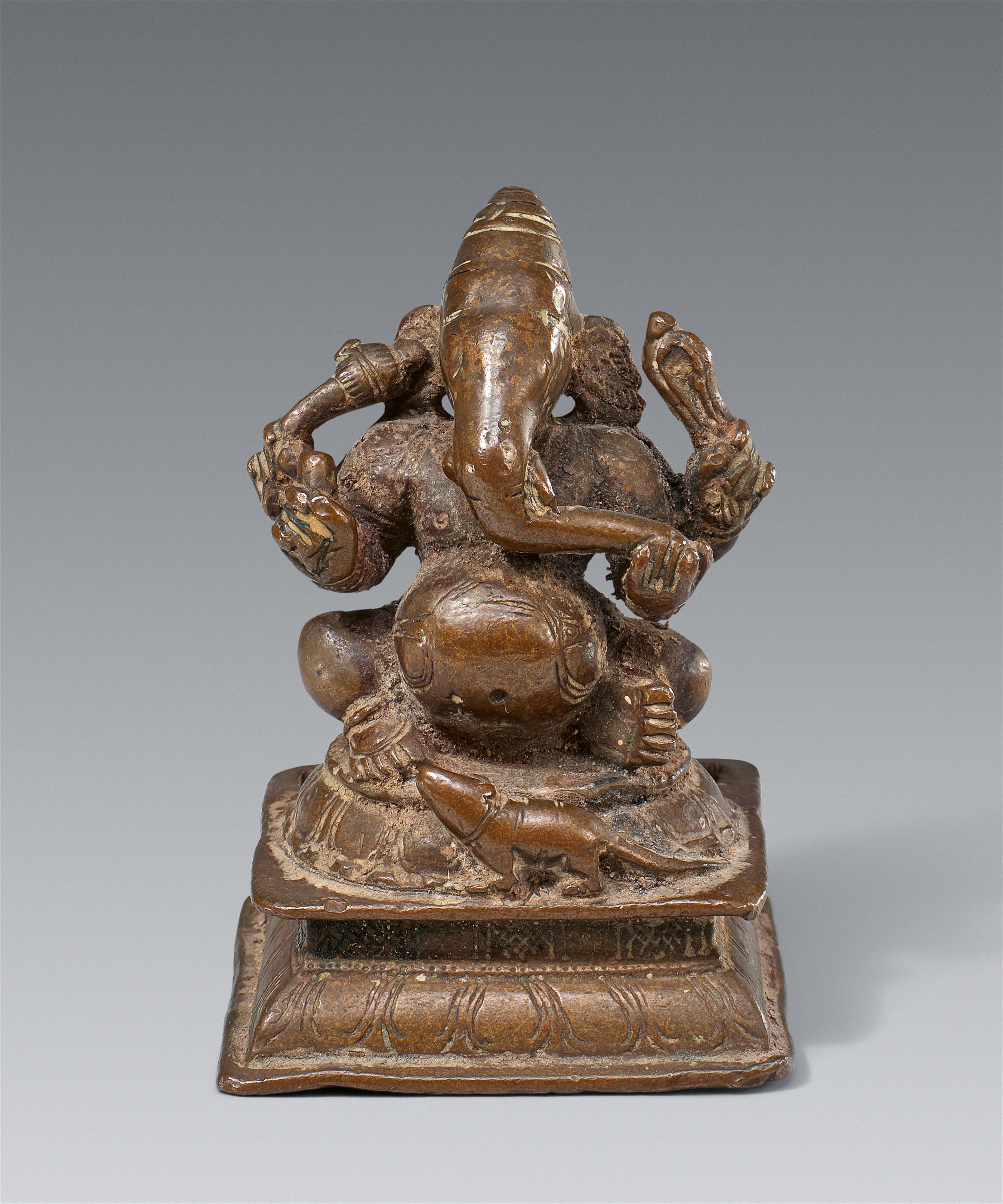 Vierarmiger Ganesha. Bronze. Süd-Indien. 18. Jh. - image-1