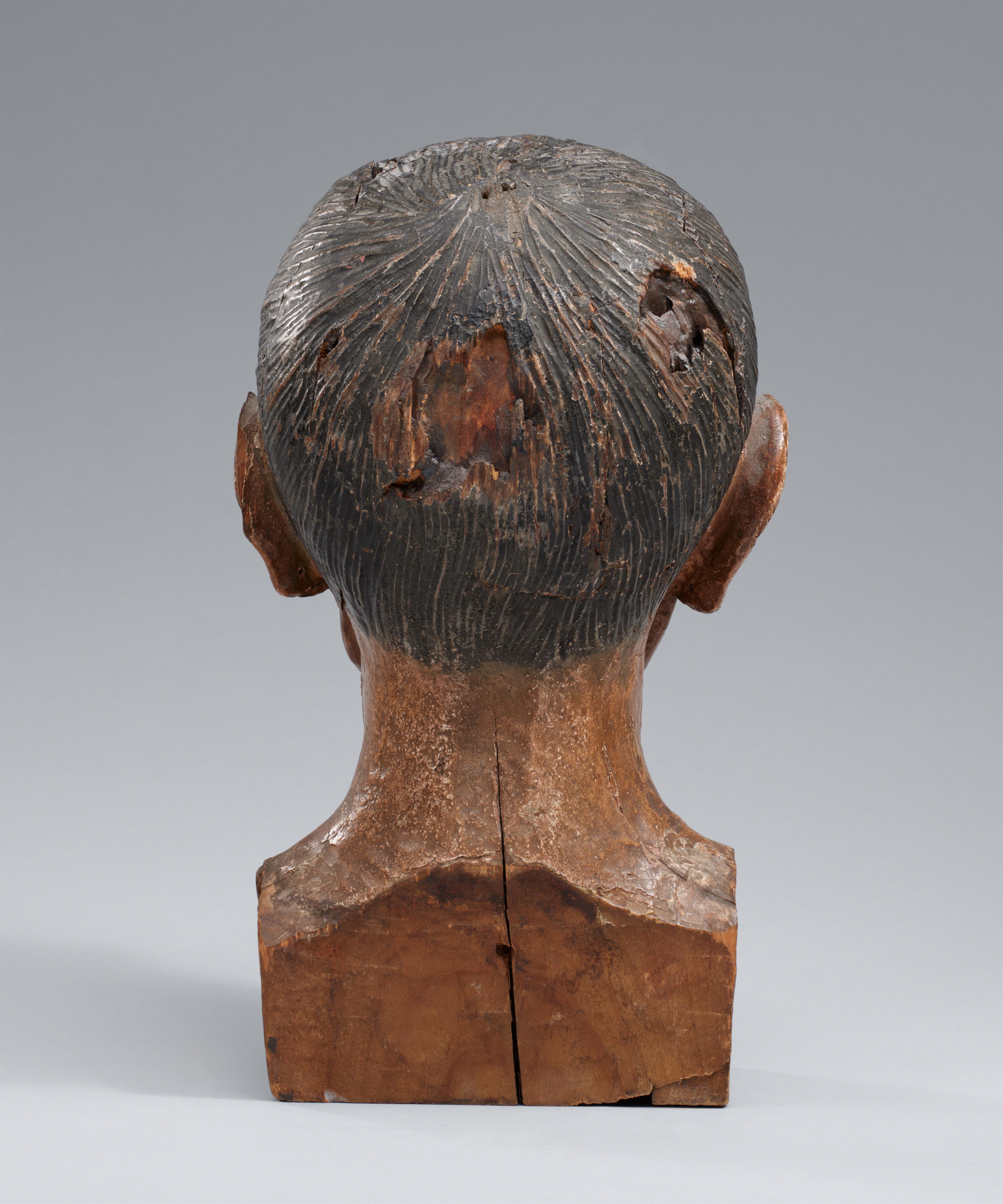 A polychromed wood head of an old man. Late 19th century - image-2