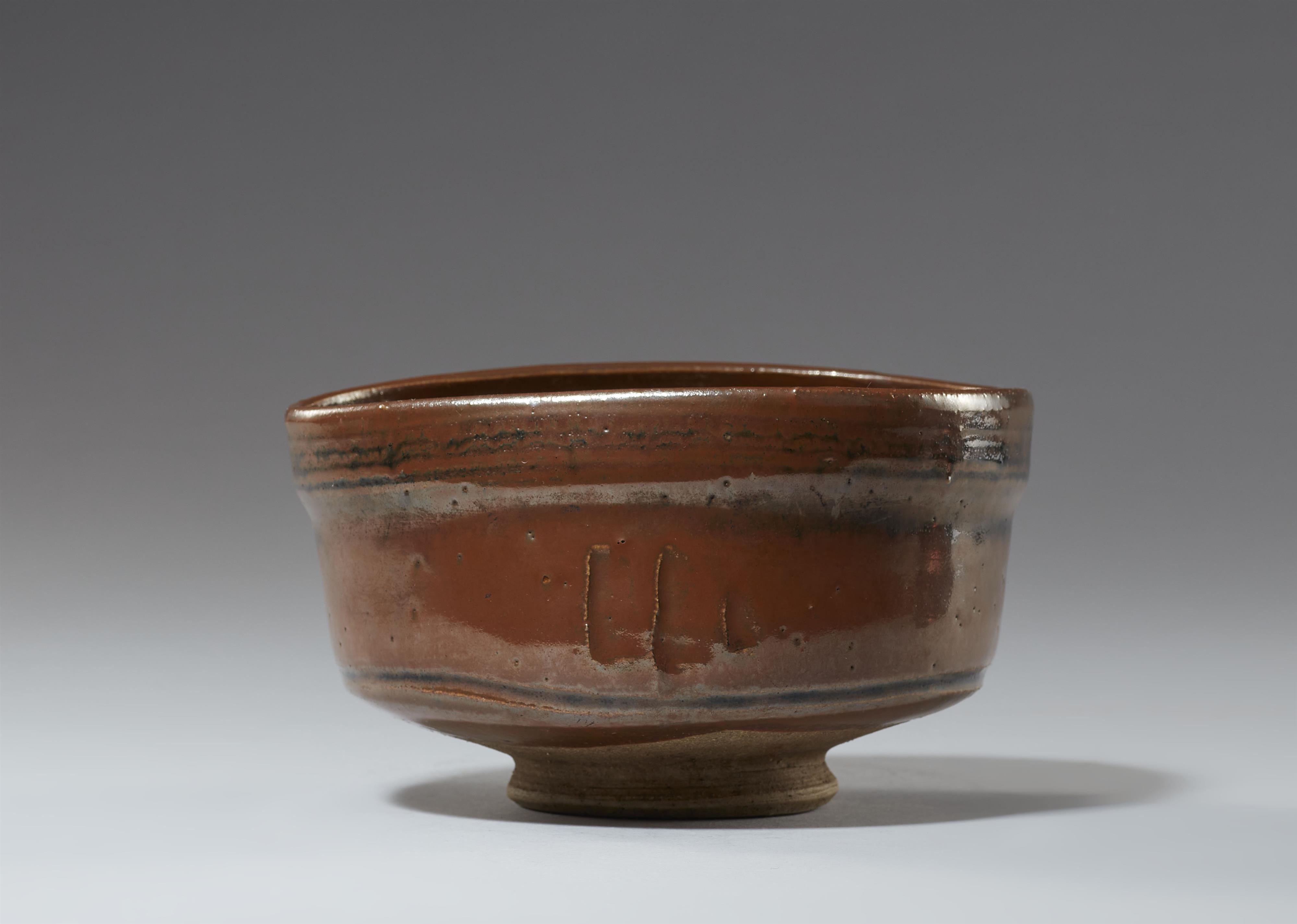 A Seto chawan. Owari province. Edo period, probably 18th century - image-2