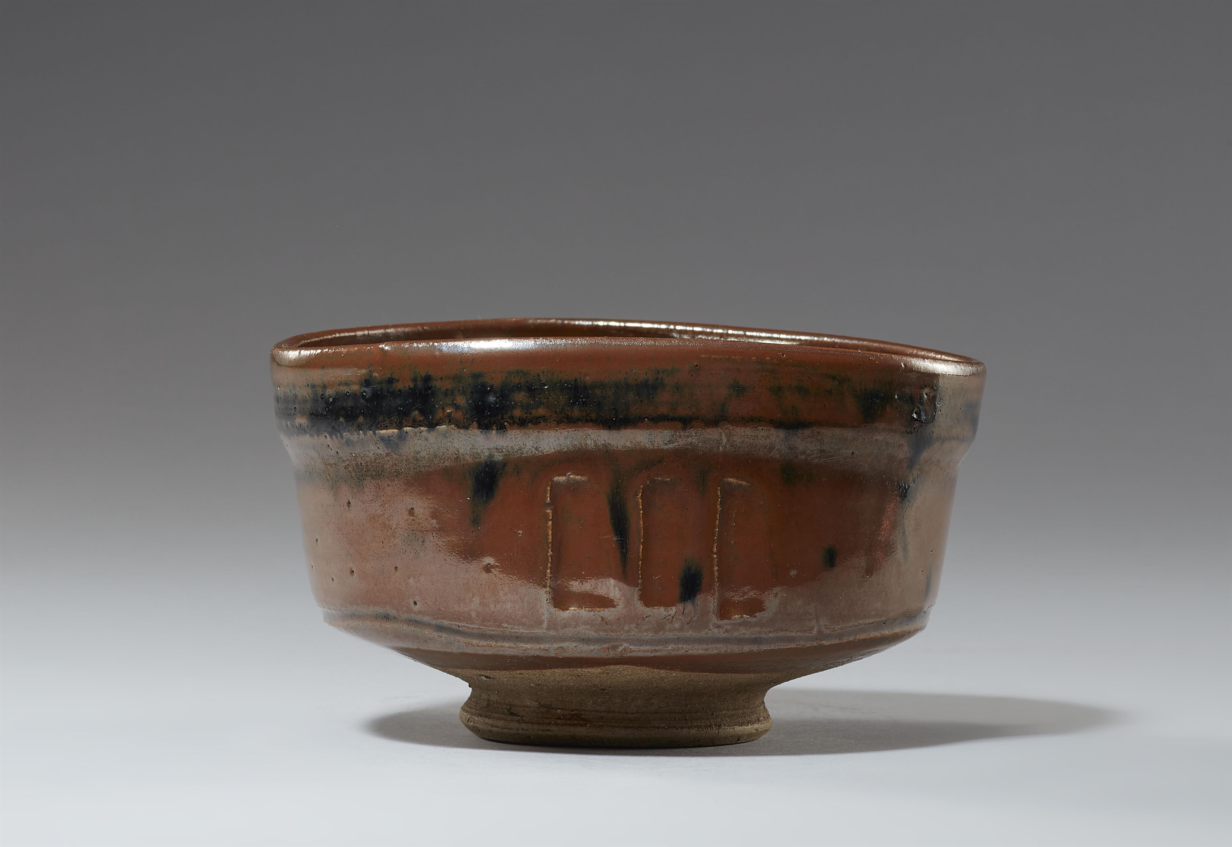 A Seto chawan. Owari province. Edo period, probably 18th century - image-4