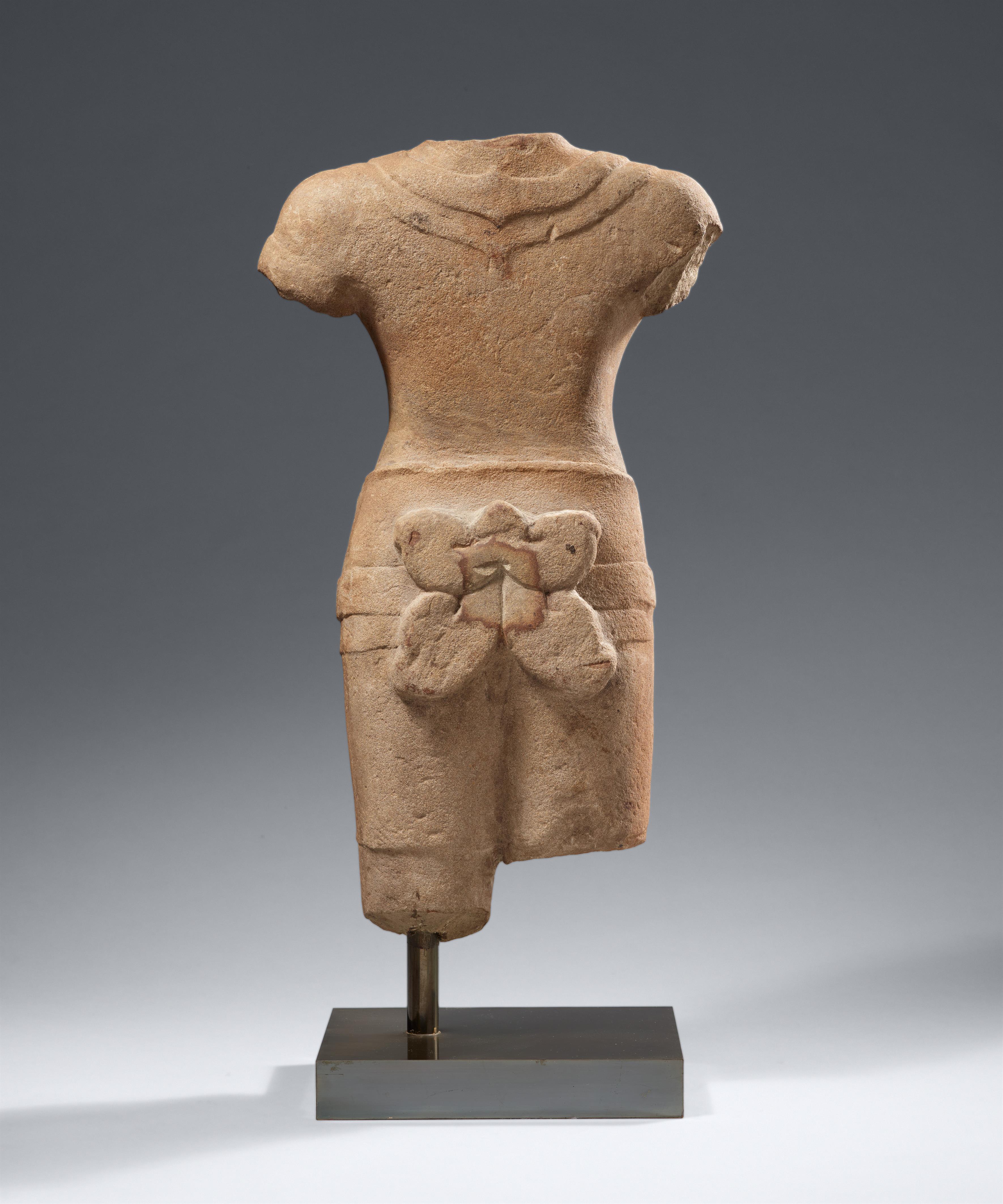 A Baphuon sandstone male torso. Cambodia. 11/ early 12th century - image-2