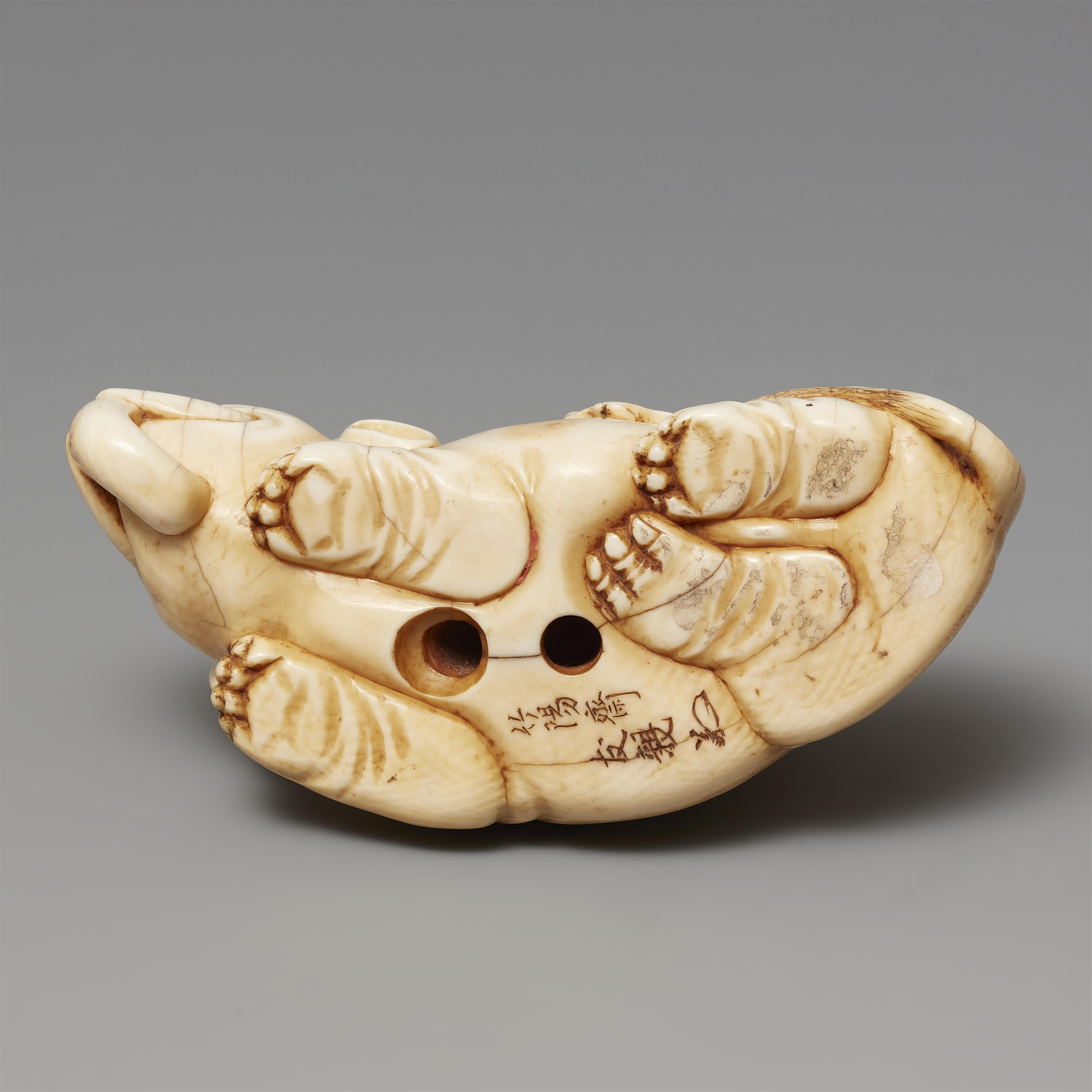 An Edo ivory netsuke of Eguchi no Kimi by Tomochika. Mid-19th century - image-5