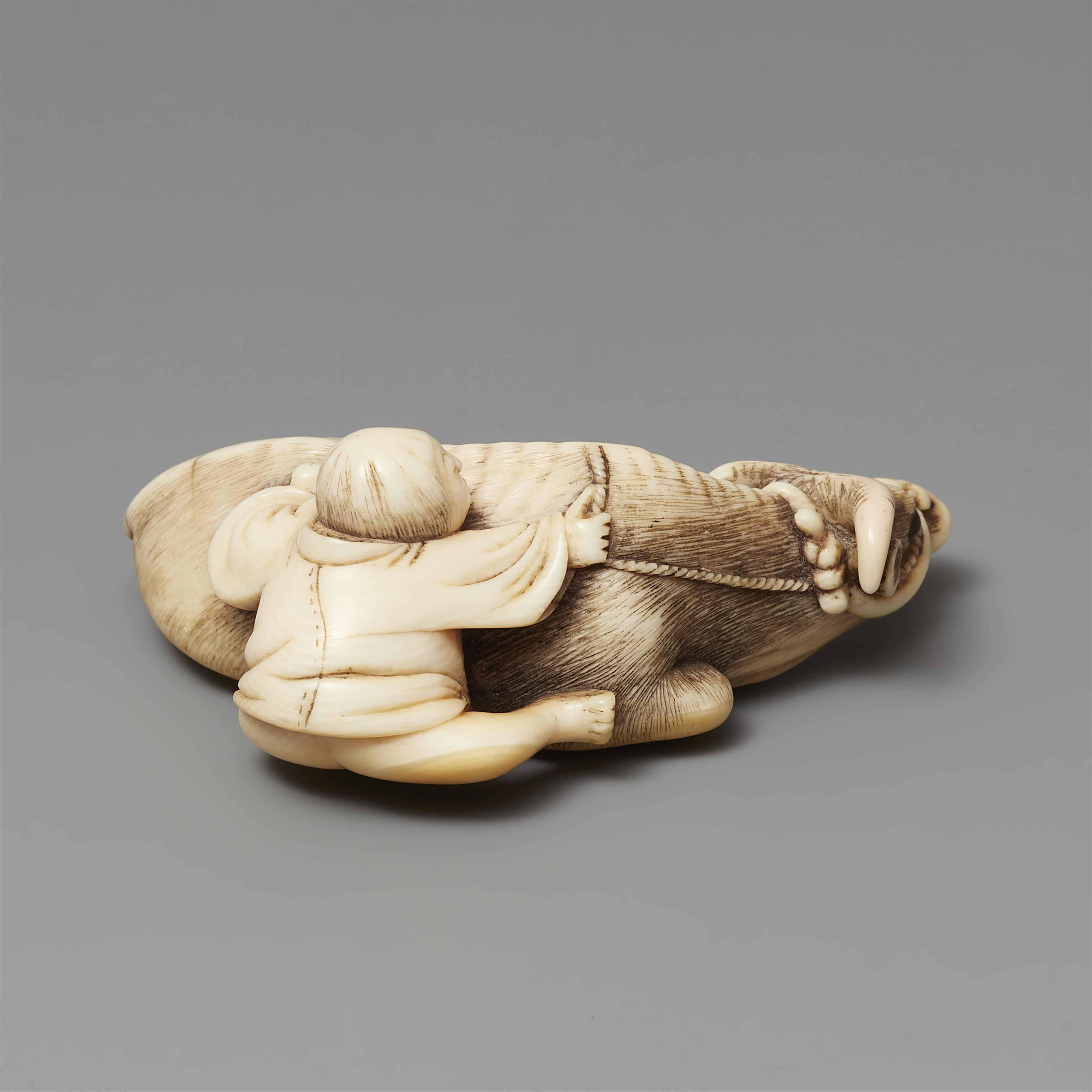 A Kyoto netsuke of a reclining ox and a herd boy. Late 18th century - image-3