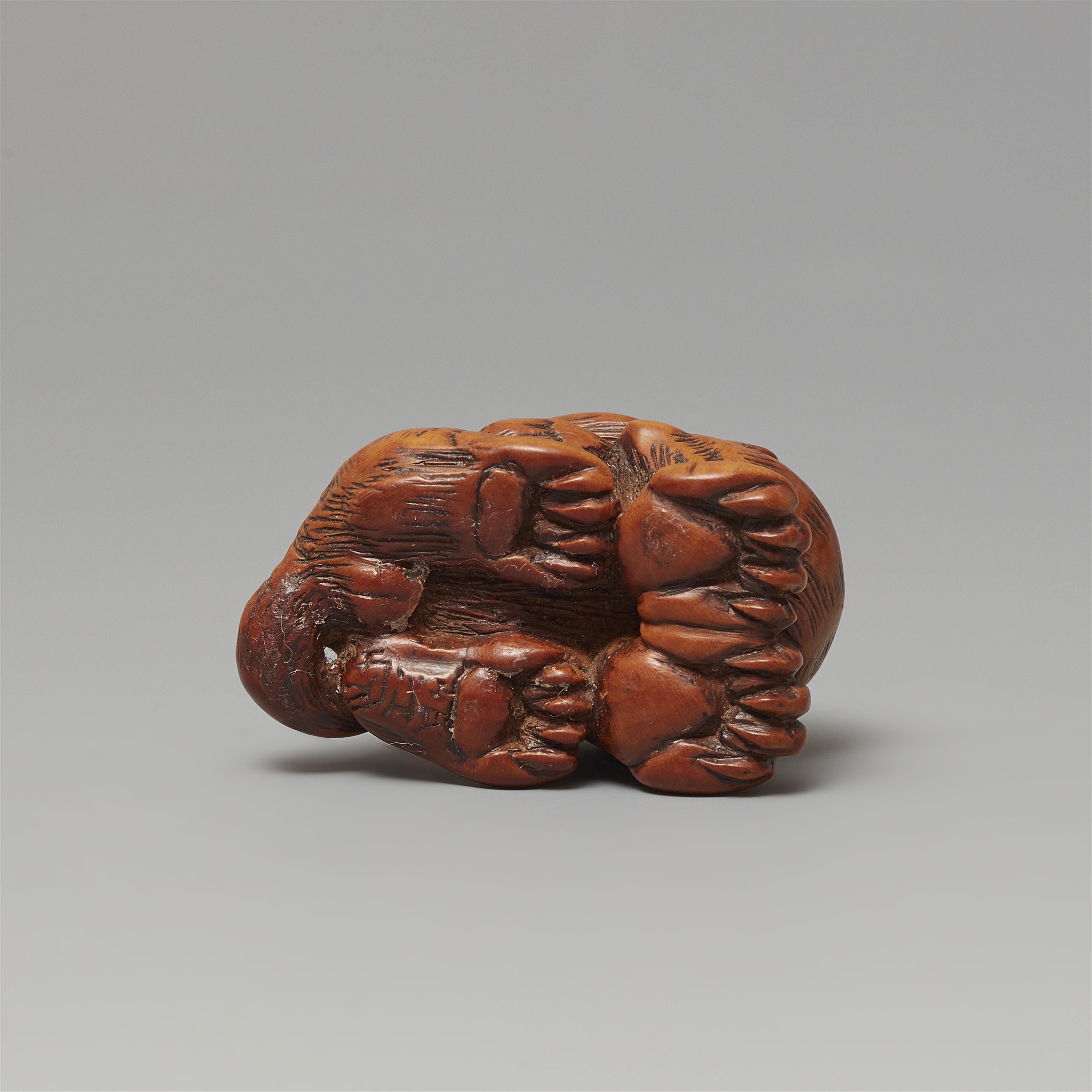 A Tsu boxwood netsuke of a howling tiger in the manner of Minko. Early 19th century - image-6