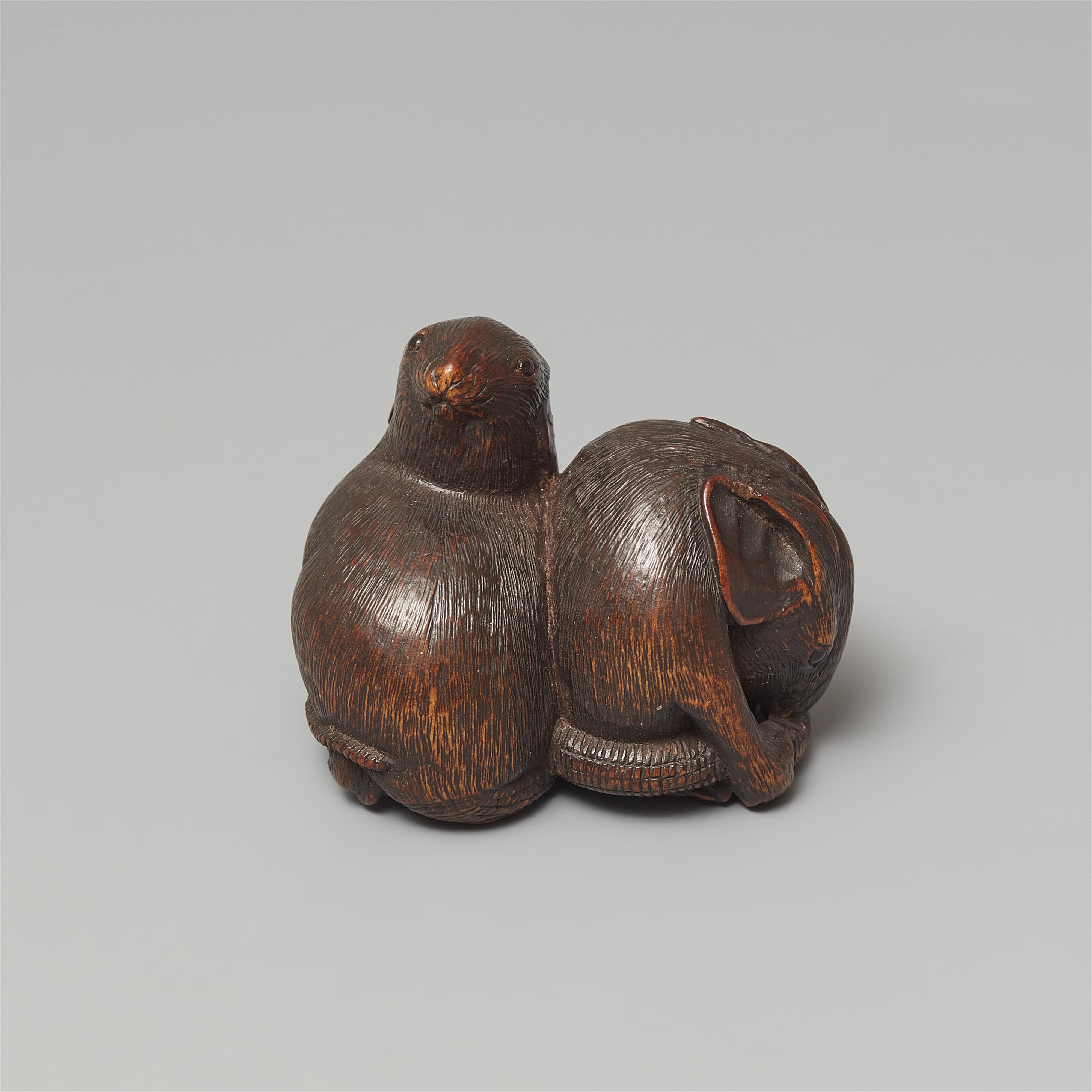 A wood netsuke of two rats by Shoto. First half 19th century - image-4