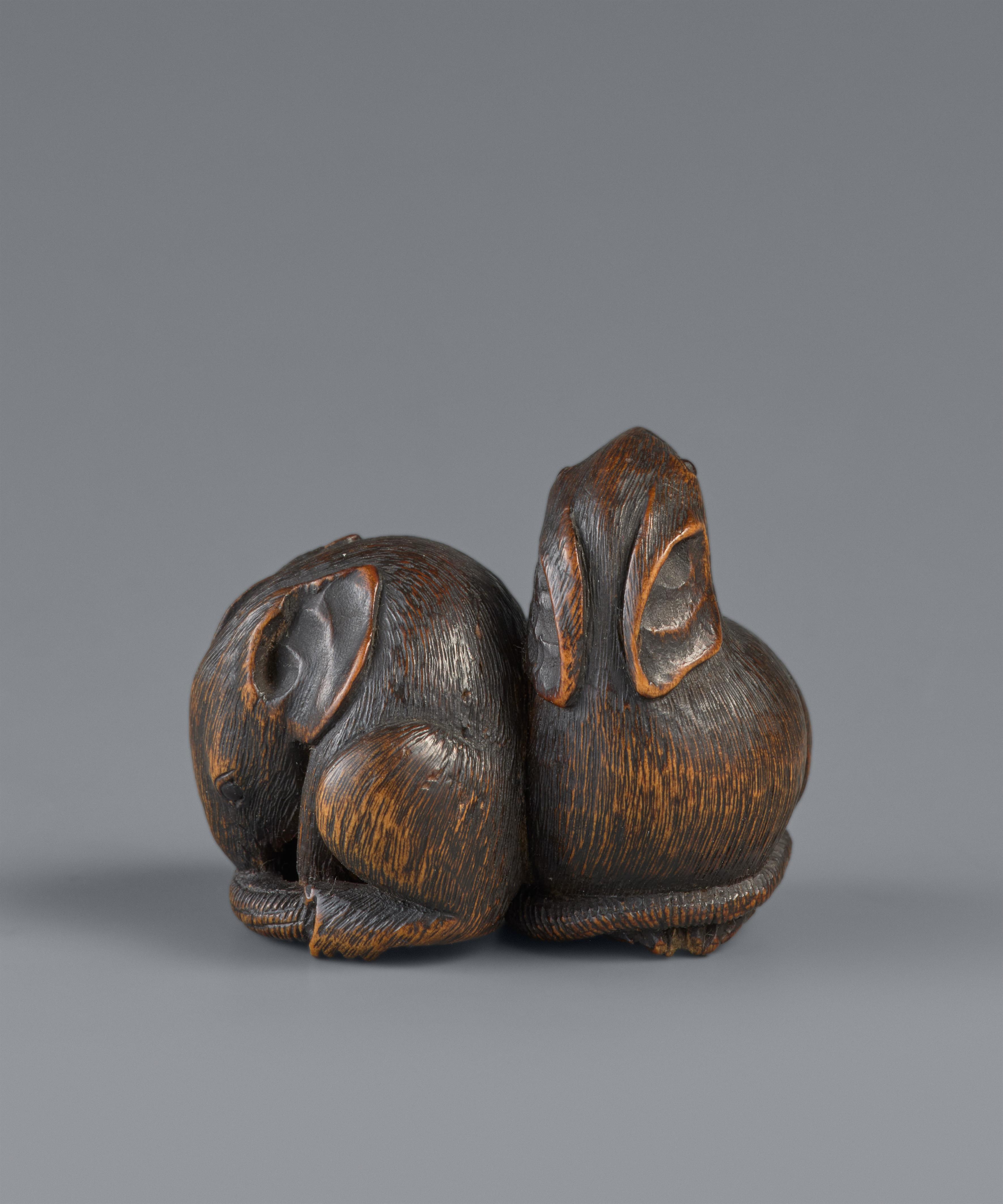 A wood netsuke of two rats by Shoto. First half 19th century - image-8