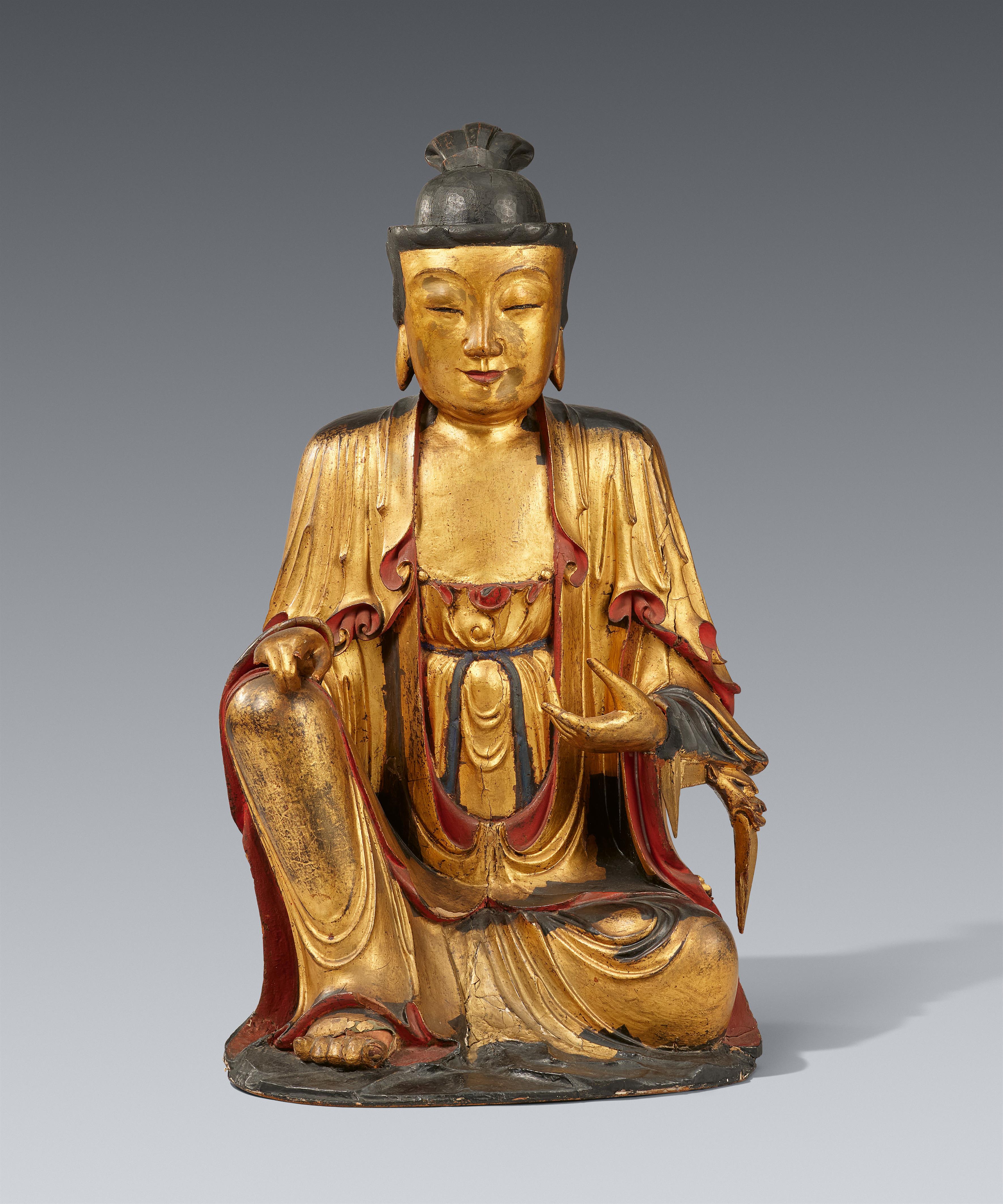 A gilt and lacquered wood figure of Bodhisattva Guanyin. Late Qing dynasty - image-1