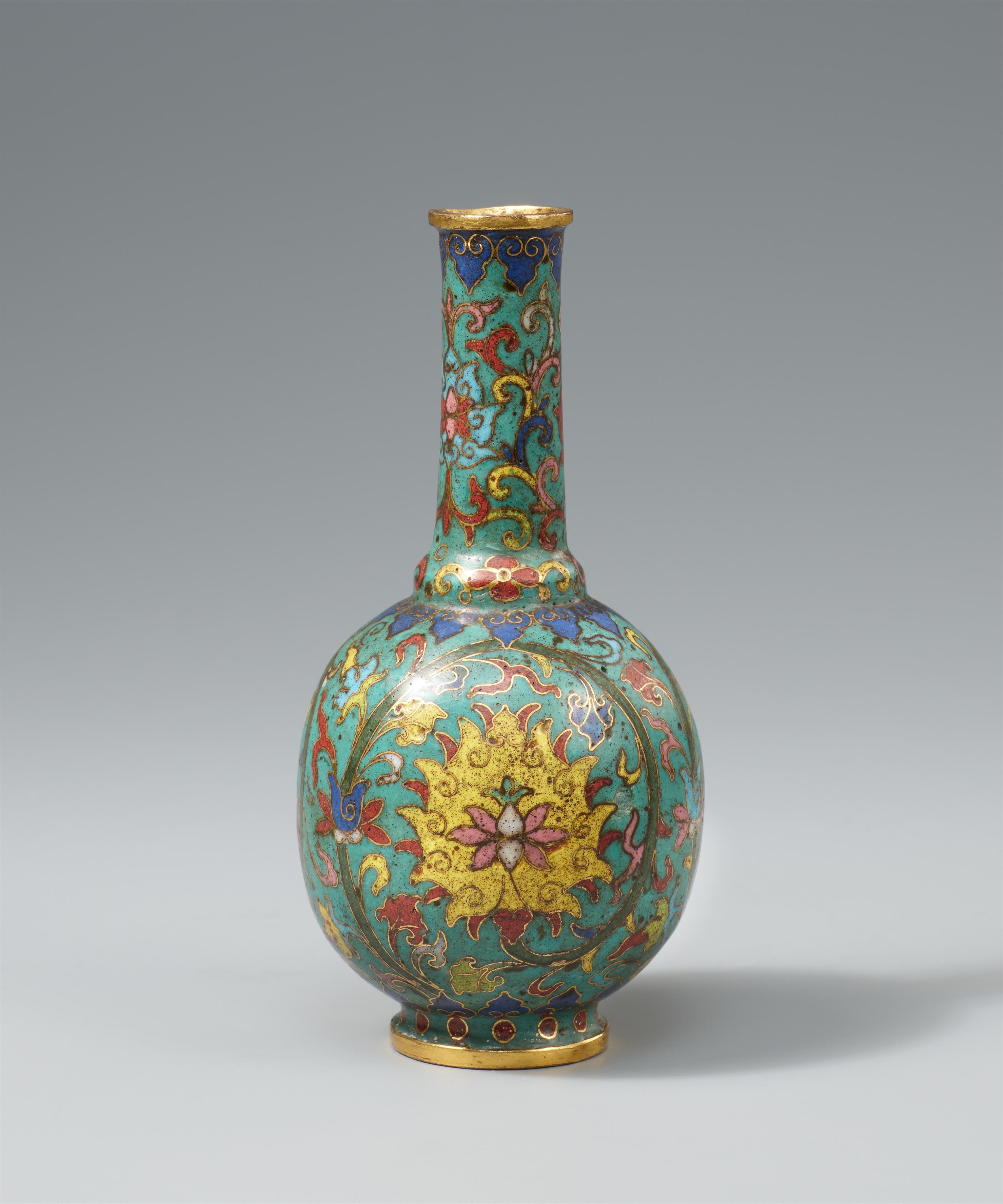 Kleine Vase. Email cloisonné. Qianlong-Ära (1735-1796) - image-2