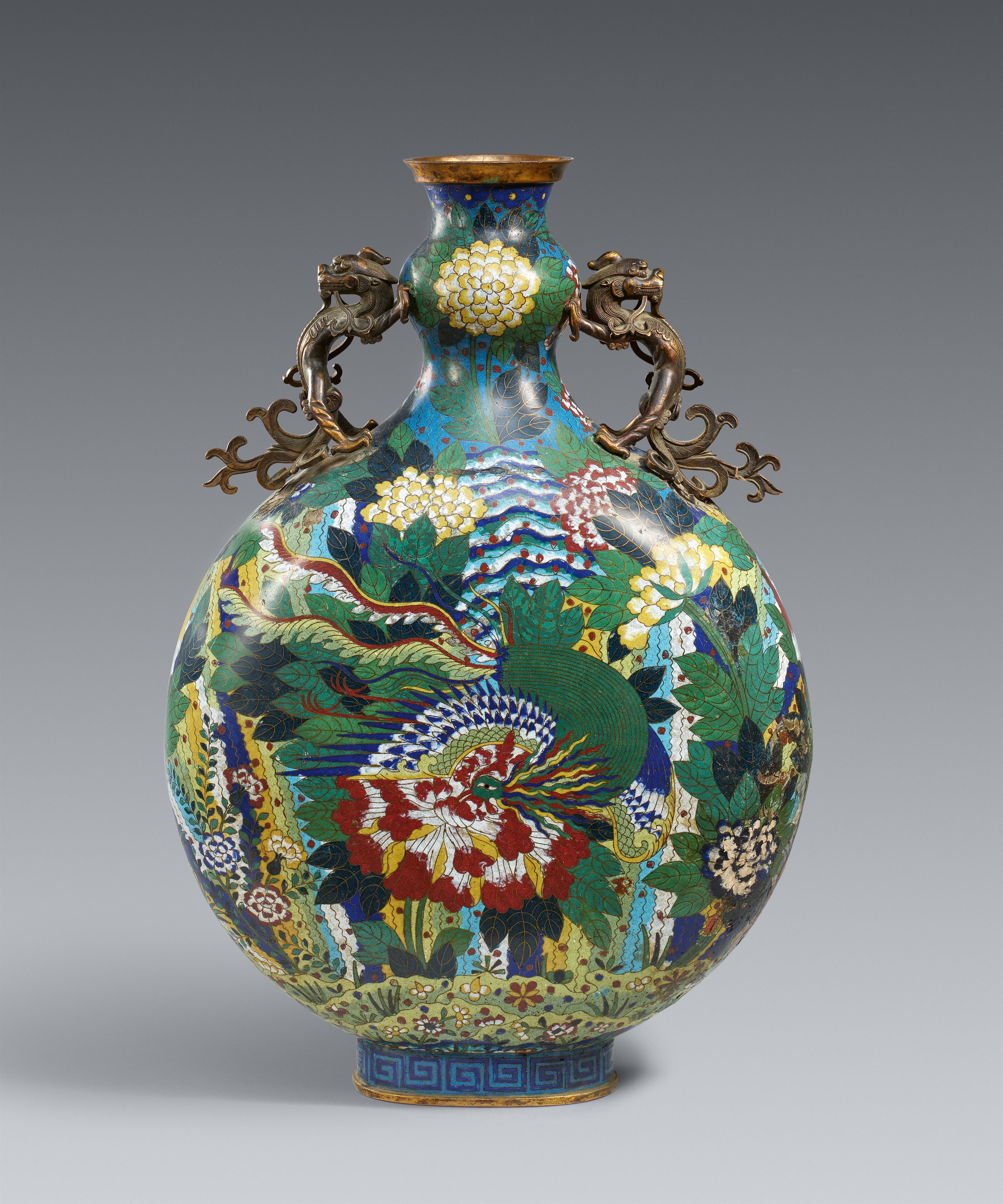 A very large cloisonné enamel moon flask. 19th century - image-1