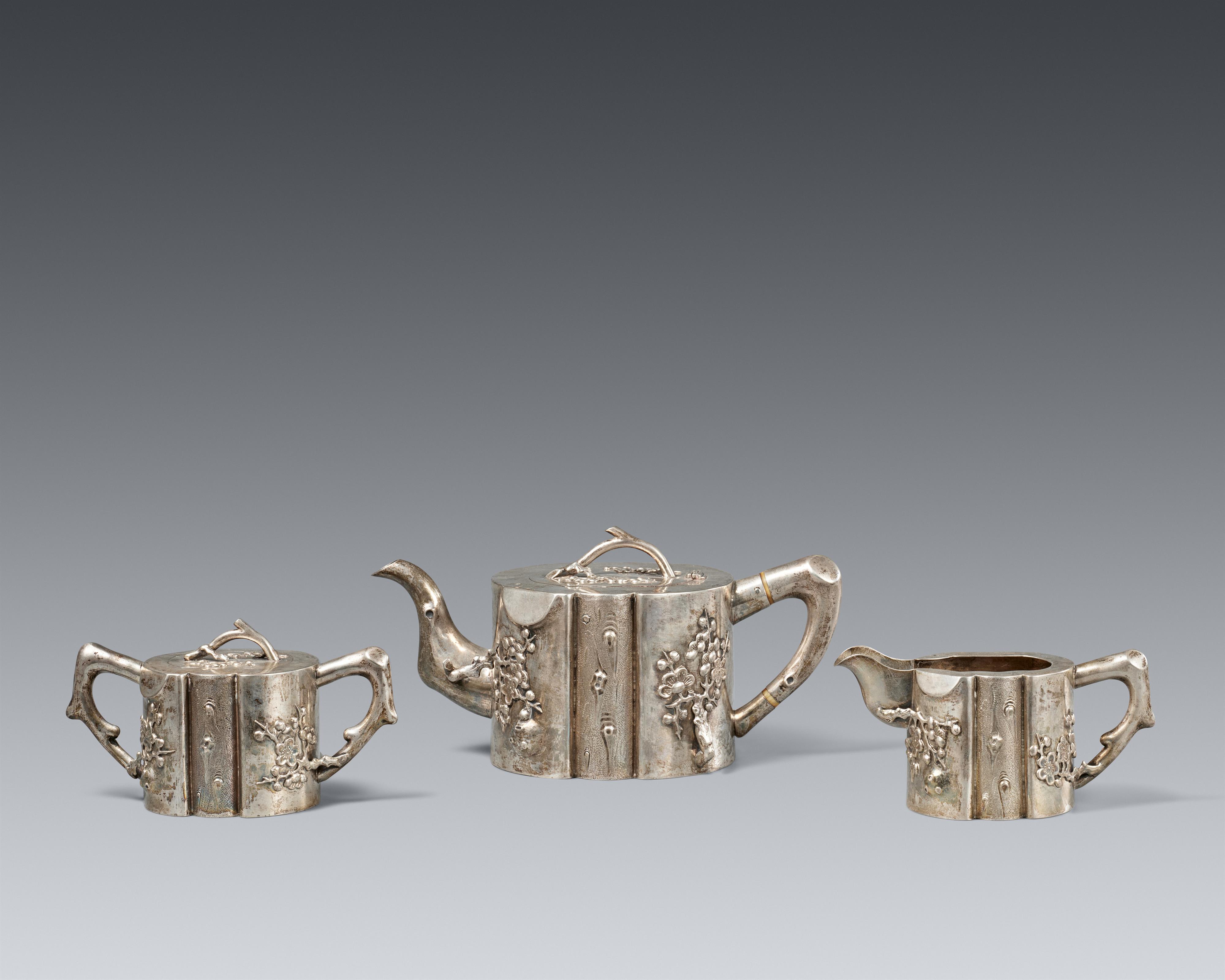 A silver tea set. Late 19th century - image-1