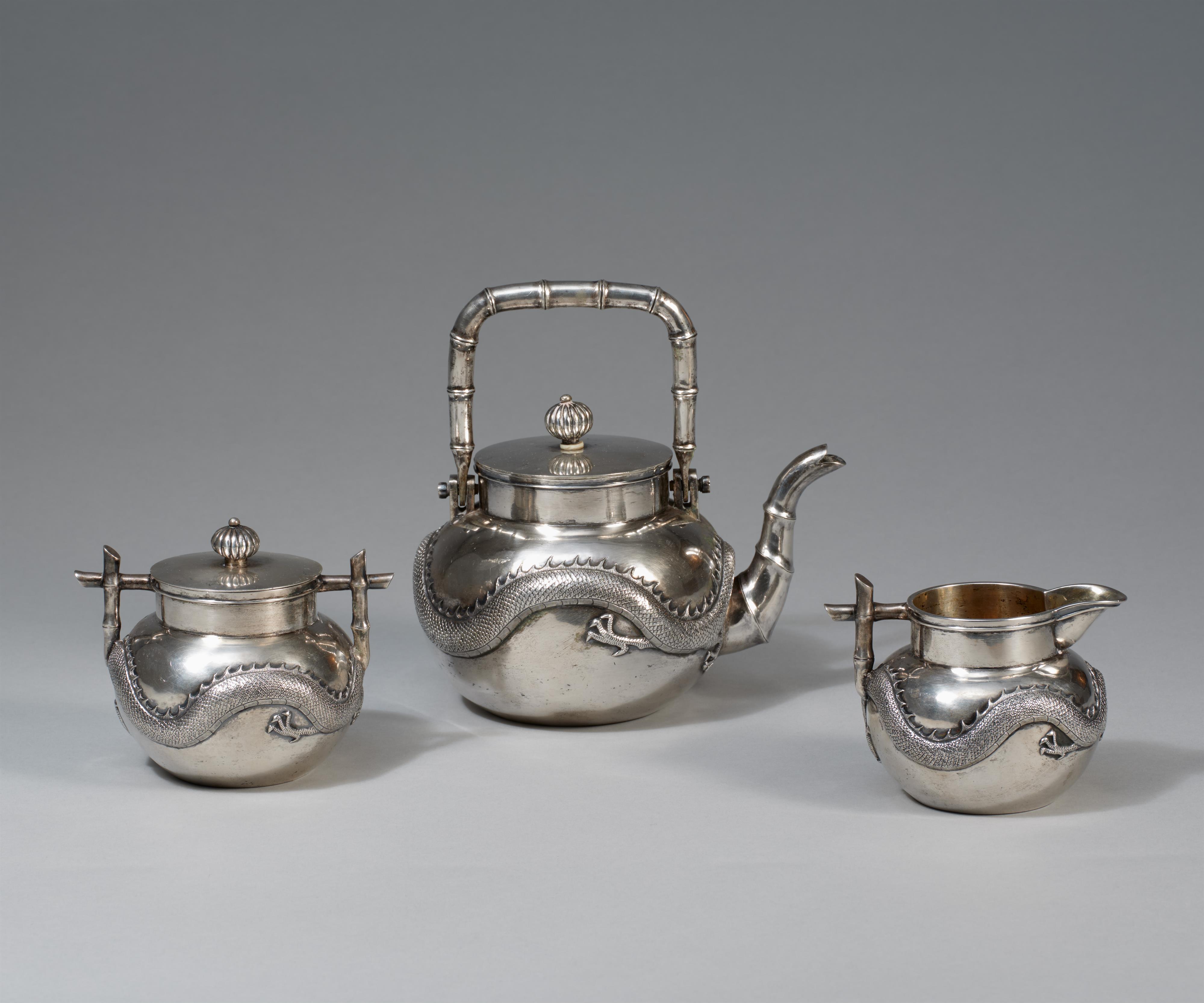 A silver tea set. Shanghai. Around 1900 - image-2