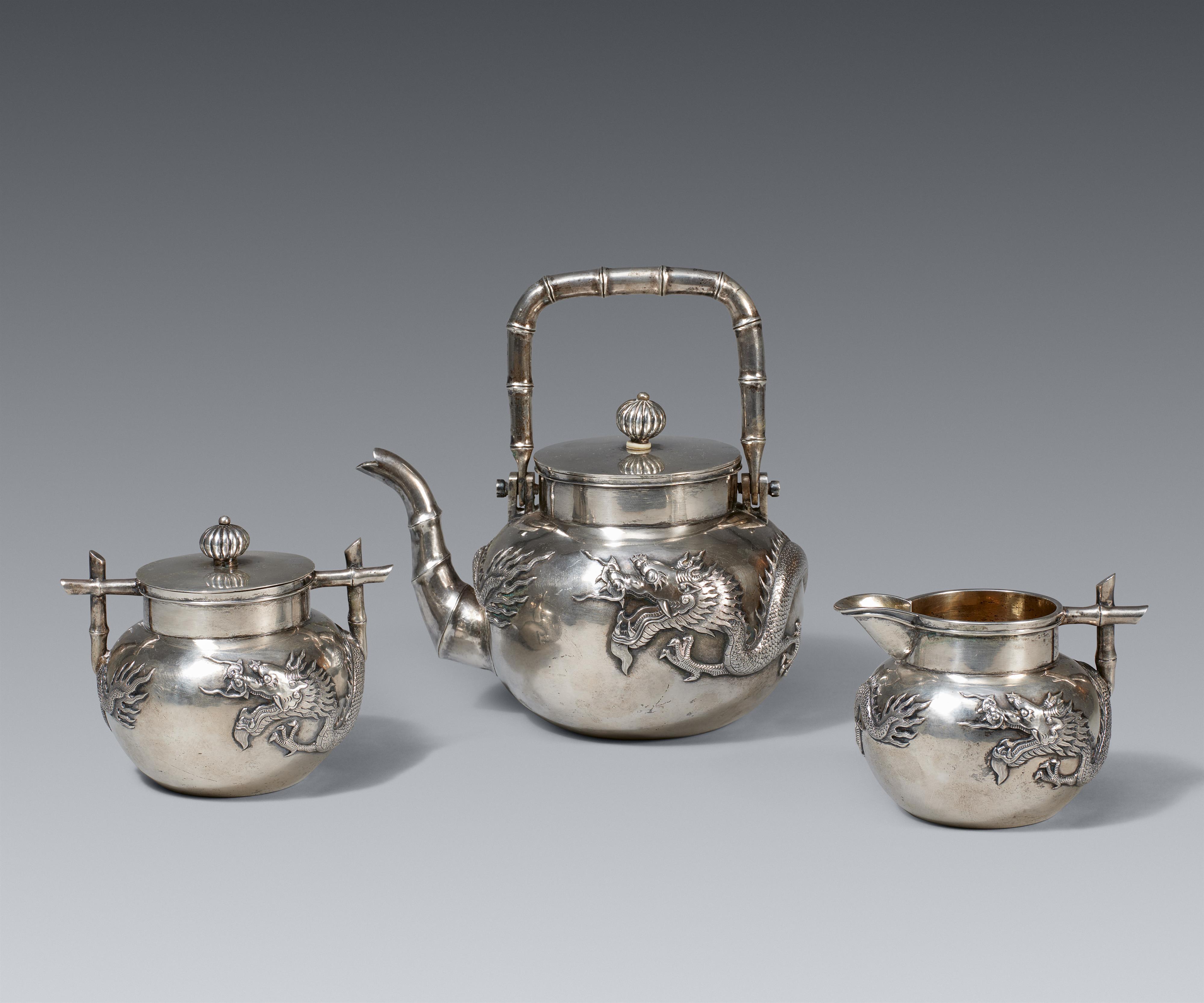 A silver tea set. Shanghai. Around 1900 - image-1