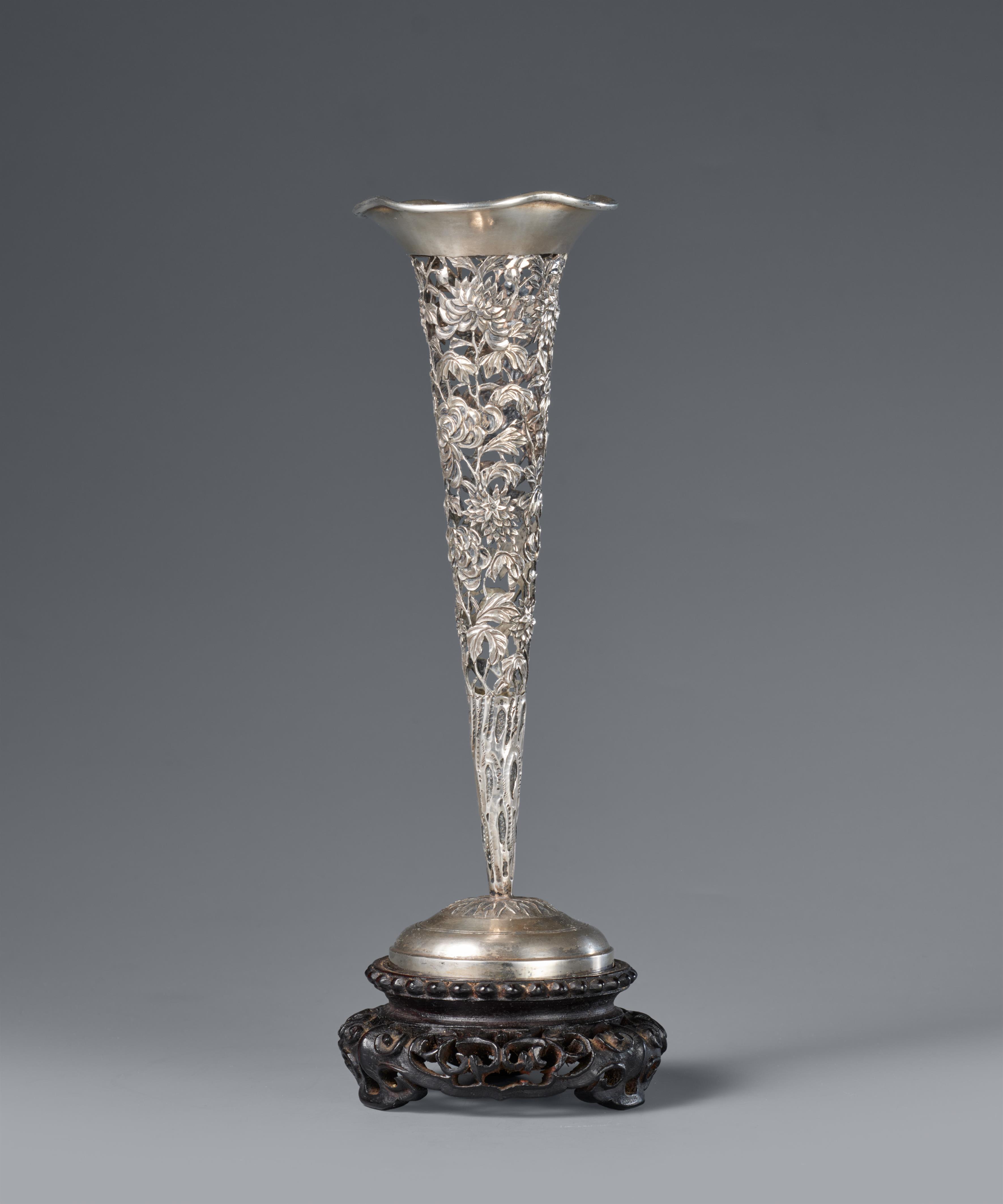 Vase. Silber. Um 1900 - image-2
