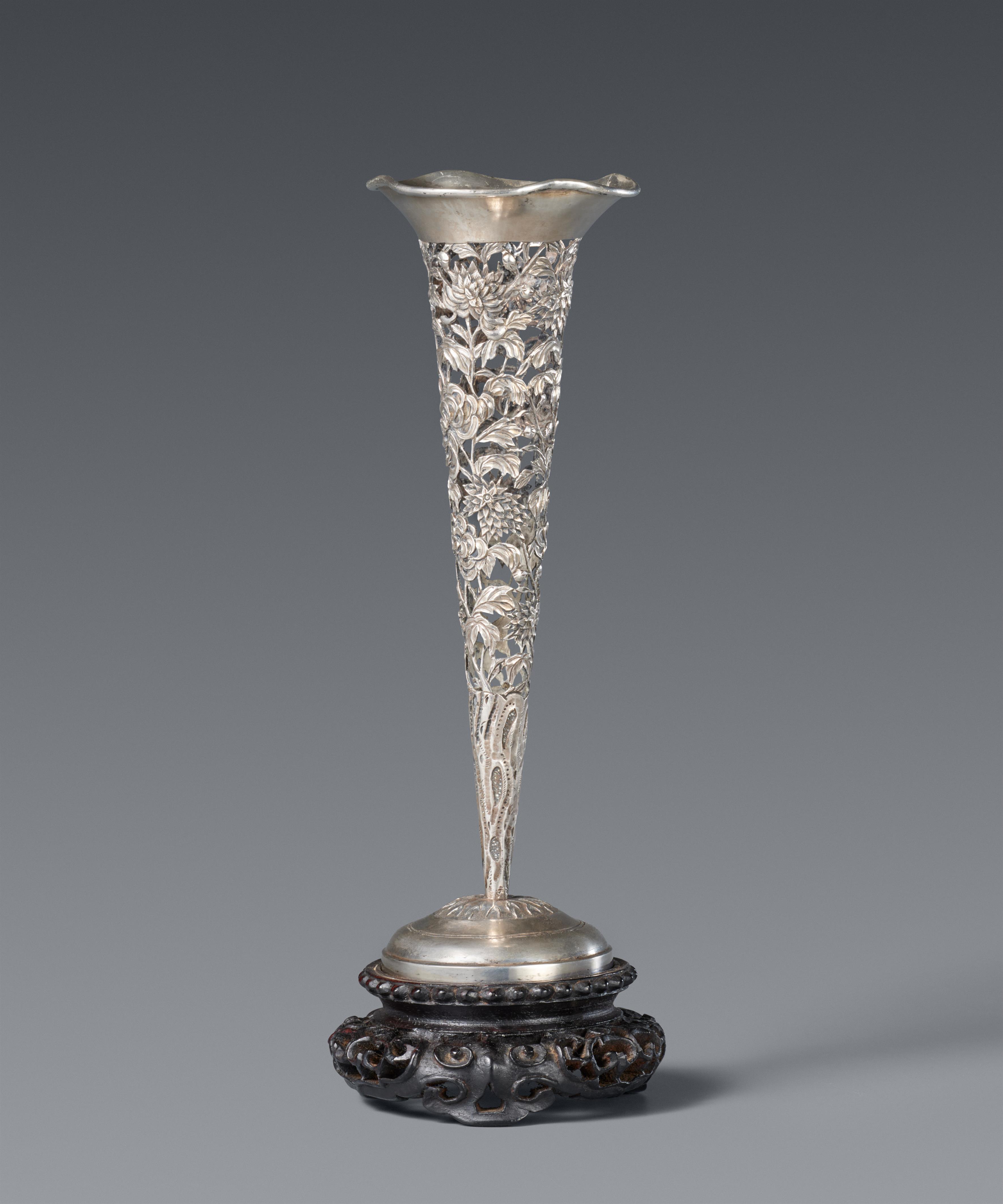 Vase. Silber. Um 1900 - image-1