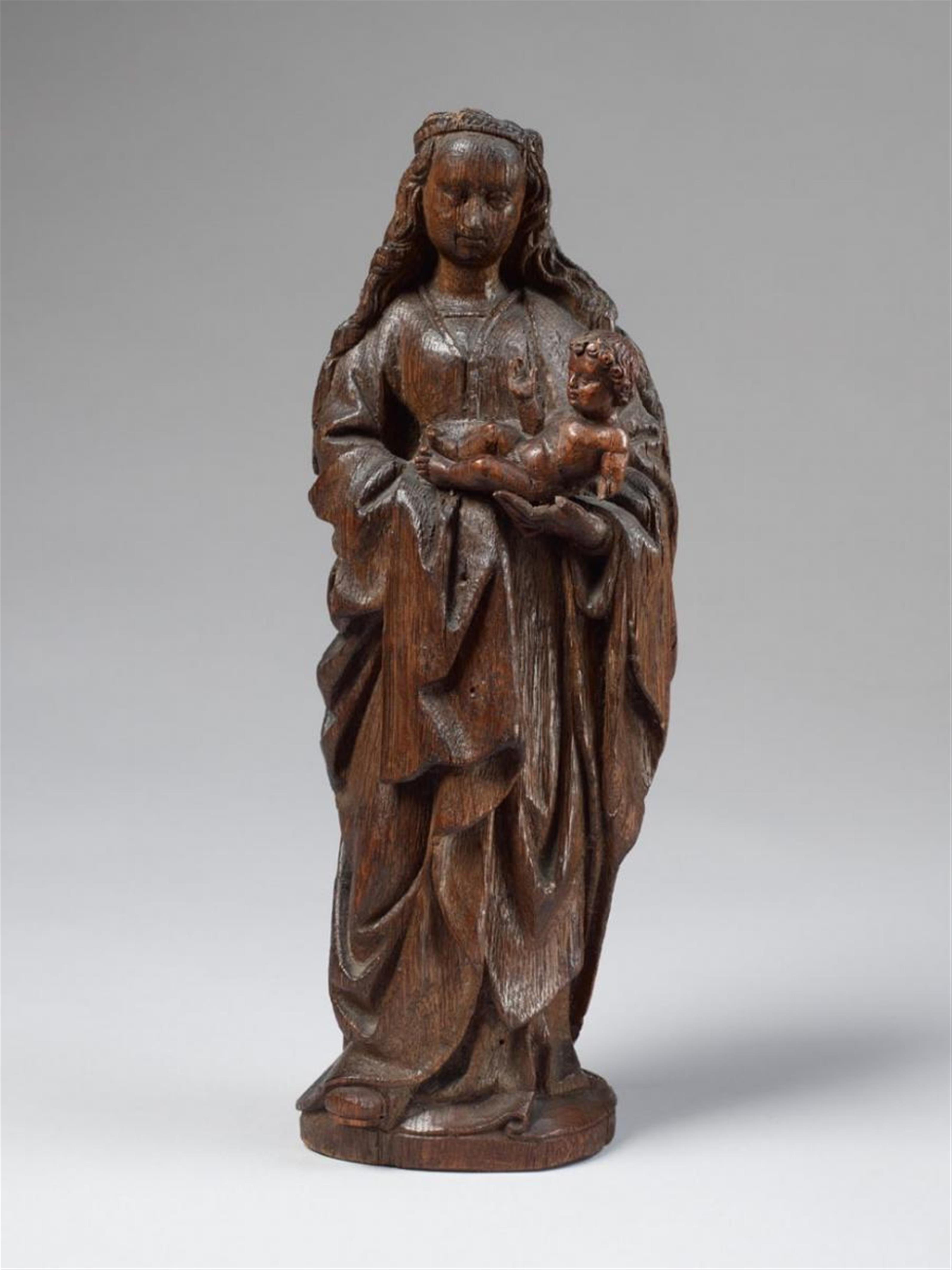 A high relief oak wood figure of THE VIRGIN WITH CHILD - image-1