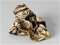 An extraordinary stag antler netsuke of a dragon and a tiger. Early 19th century - image-1