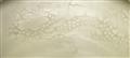 Weiß glasierte Kumme mit anhua-Drachendekor. Kangxi-Periode (1662-1722) - image-2