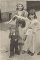 Helen Levitt - Untitled (Playing children, New York) - image-5