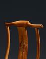 Two huali wood yokeback armchairs. Qing dynasty - image-2