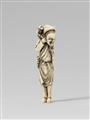 A rare ivory netsuke of a laughing Chinese monkey trainer. Early 19th century - image-1