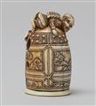 An ivory netsuke of Benkei and the bell of Miidera. First half 19th century - image-2