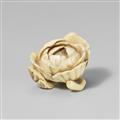 A small ivory netsuke of a peony blossom. Second half 19th century - image-1