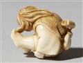 An ivory netsuke of a laughing boy. Early 20th century - image-2